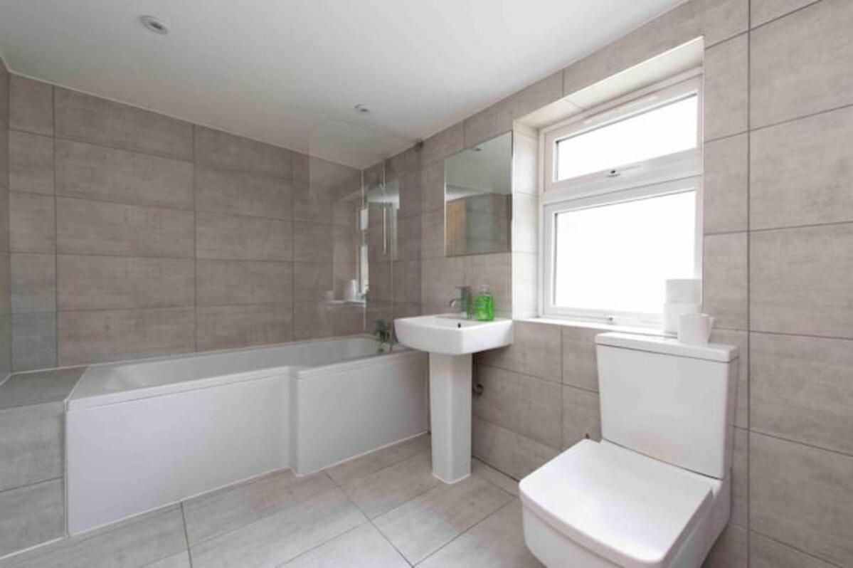 Apartment 2 Bed House In Woolwich