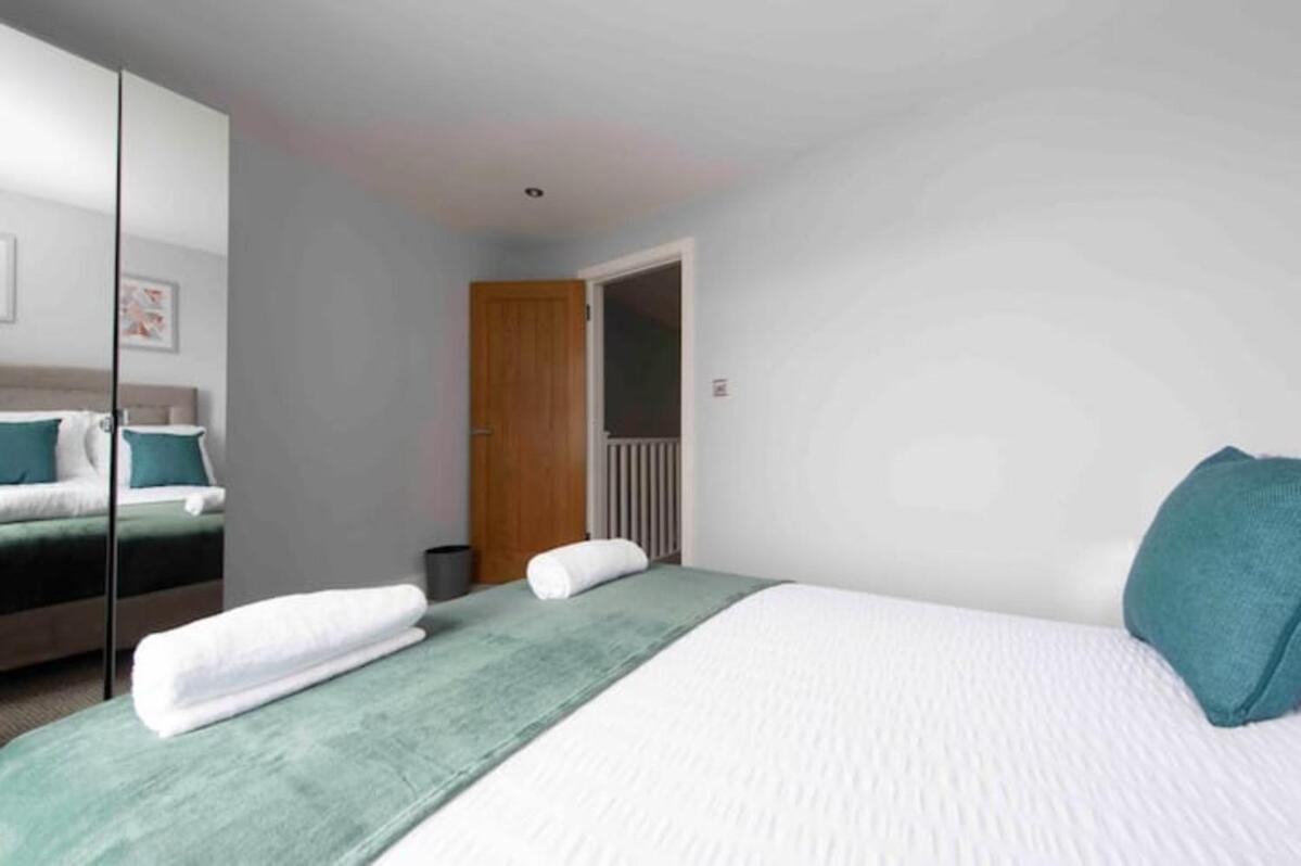 2 Bed House In Woolwich London