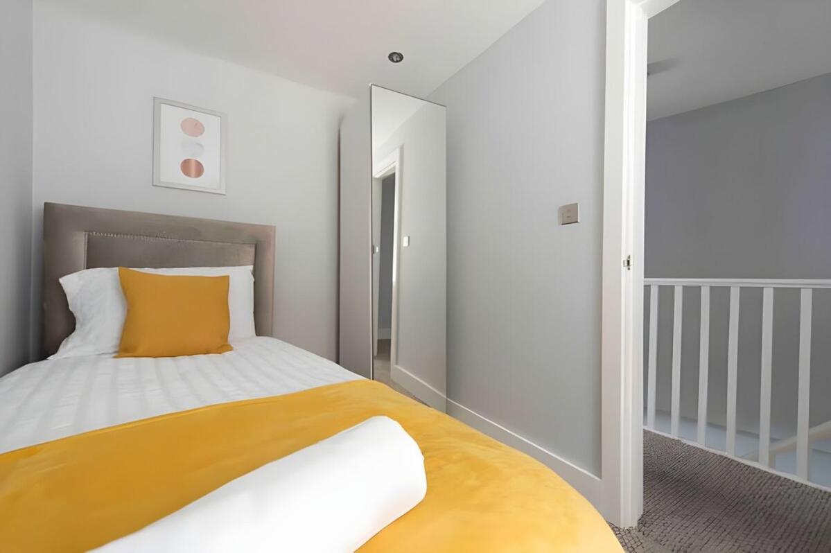 Apartment 2 Bed House In Woolwich *