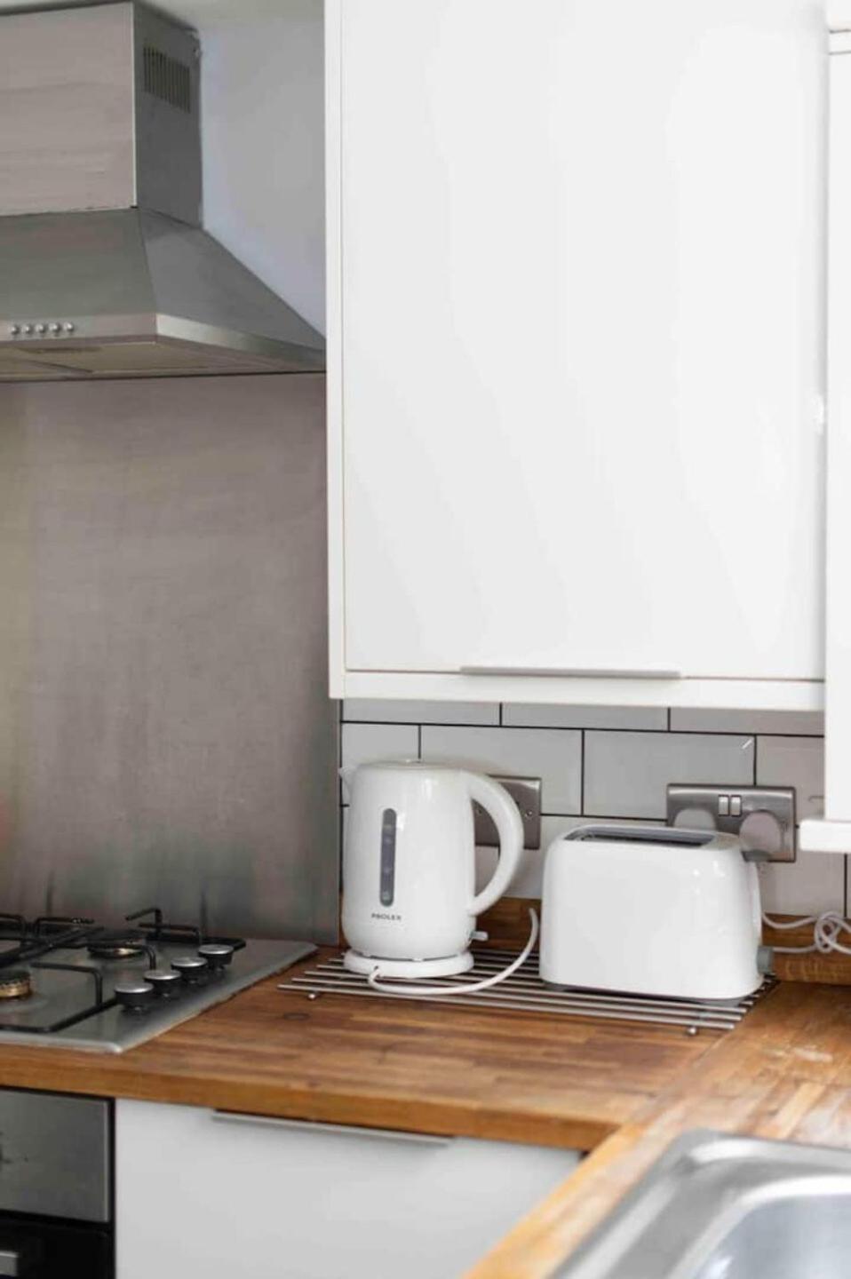 2 Bed House In Woolwich *