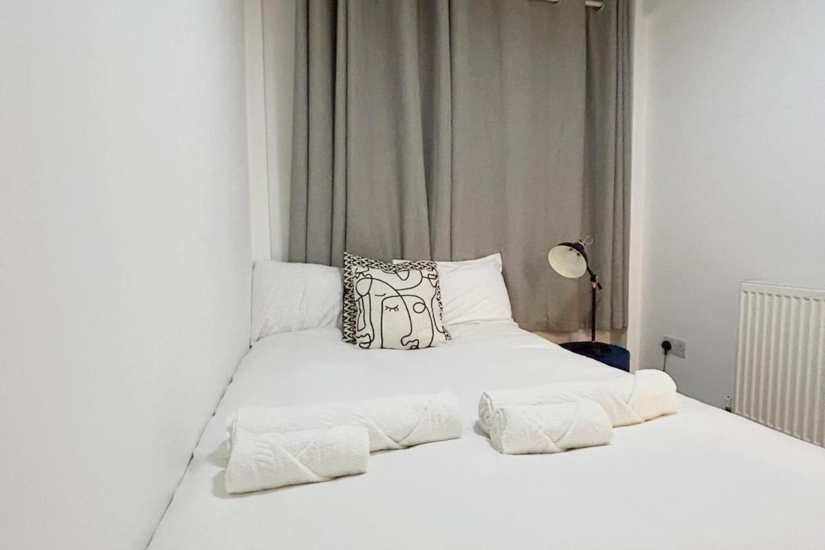 Central London Apartment London