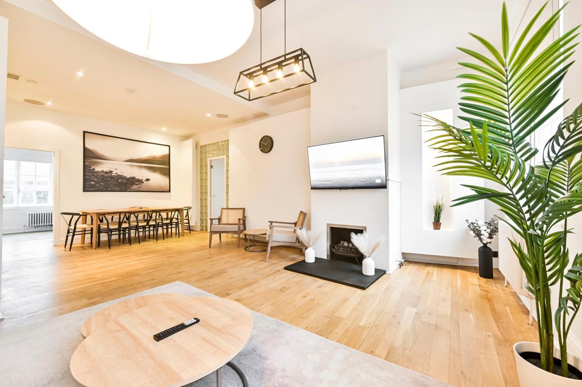Amazing 3 Bed Great Portland Street Apartamento *