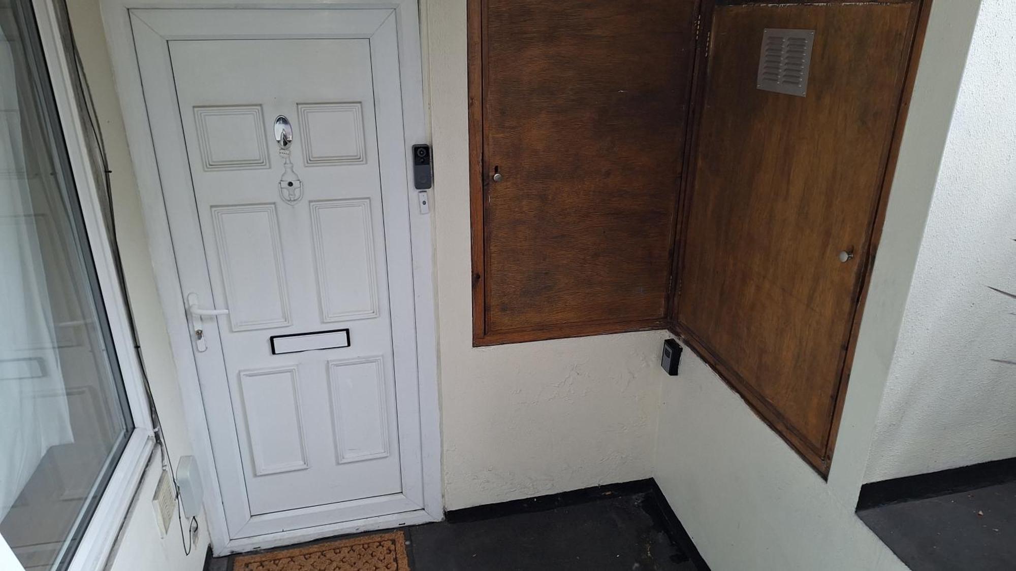Spacious Private Apartment London
