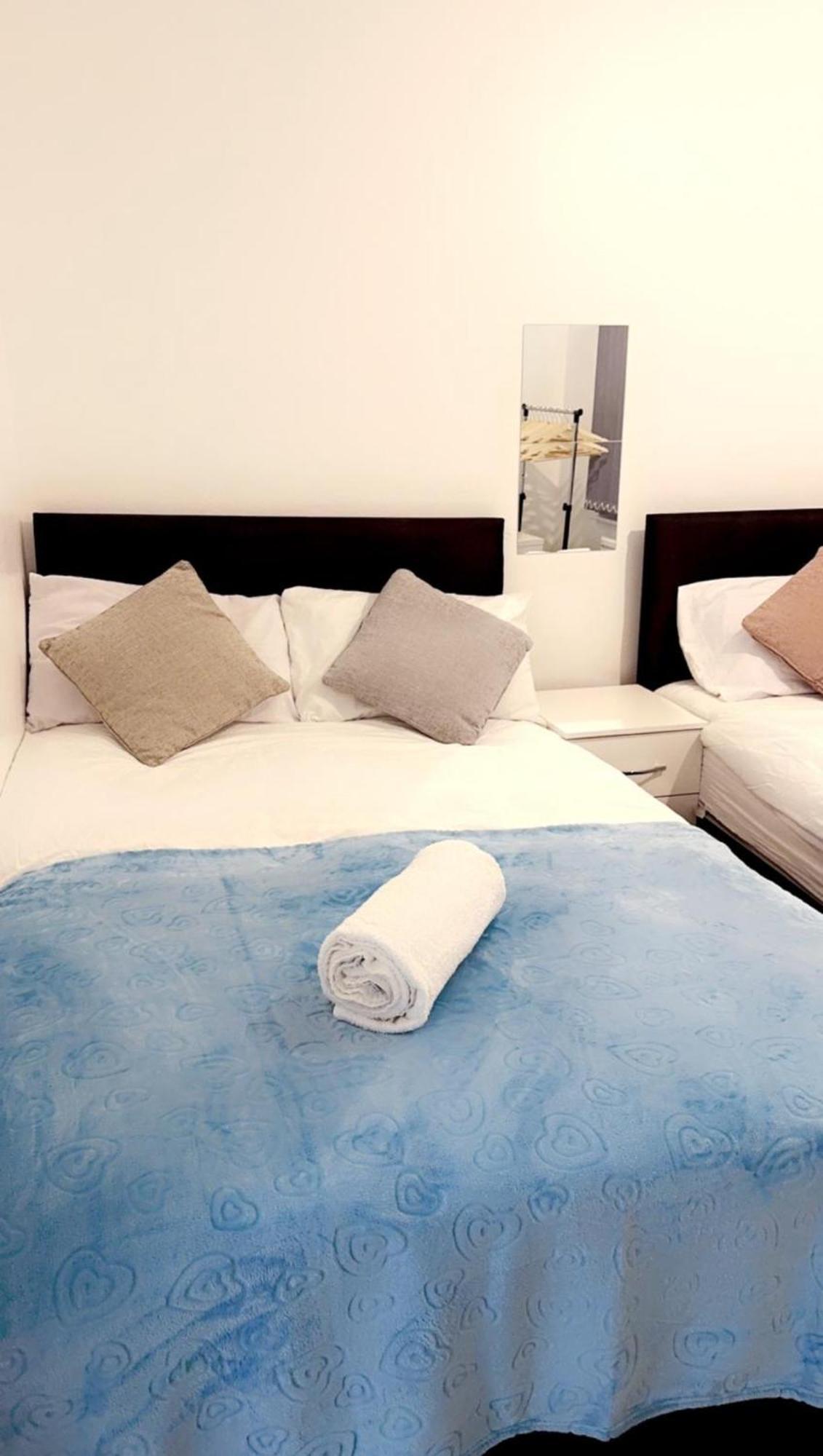 Rrr Homes Apartment *