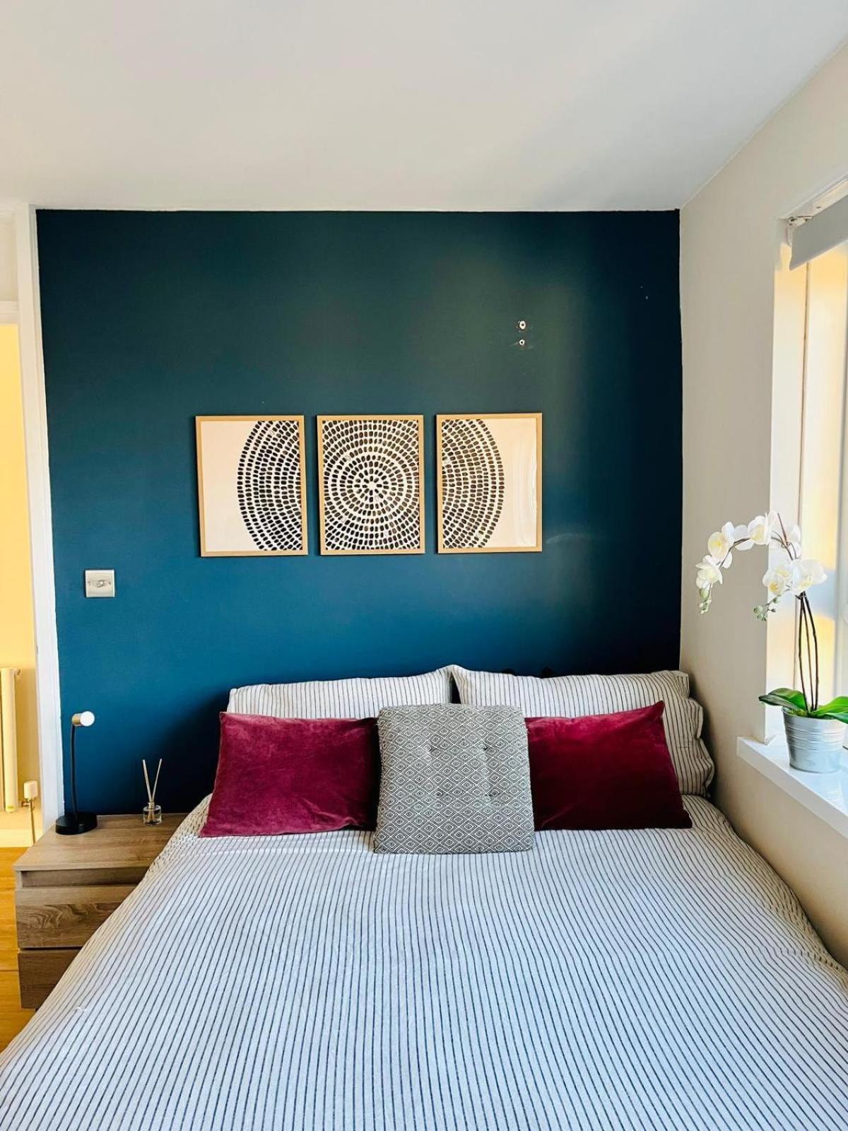 Apartment 2 Bed Flat With Sunny Terrace