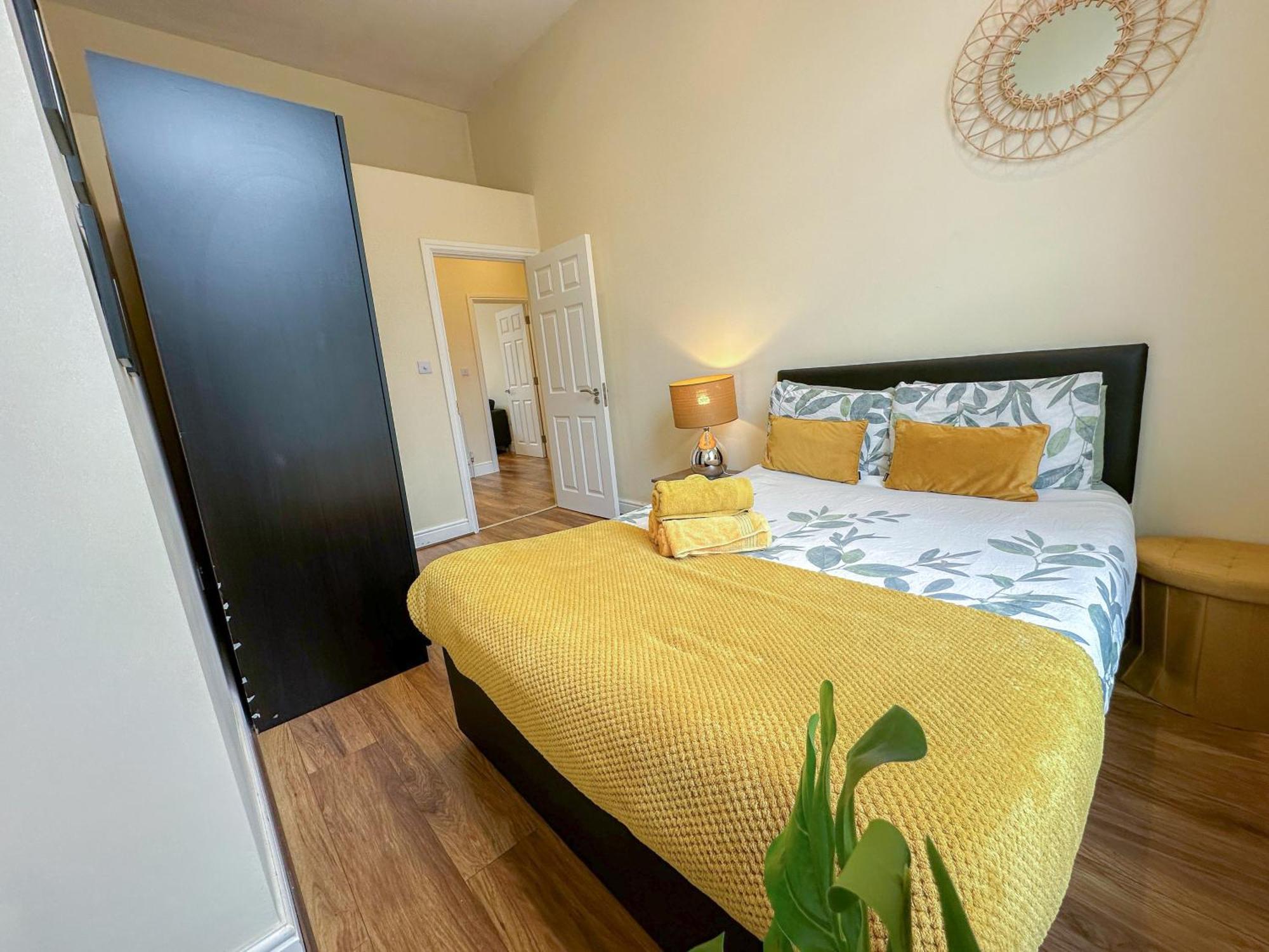 Cozy 2-bedroom With Free Wi-fi In Shepherds Bush Near Westfield * London