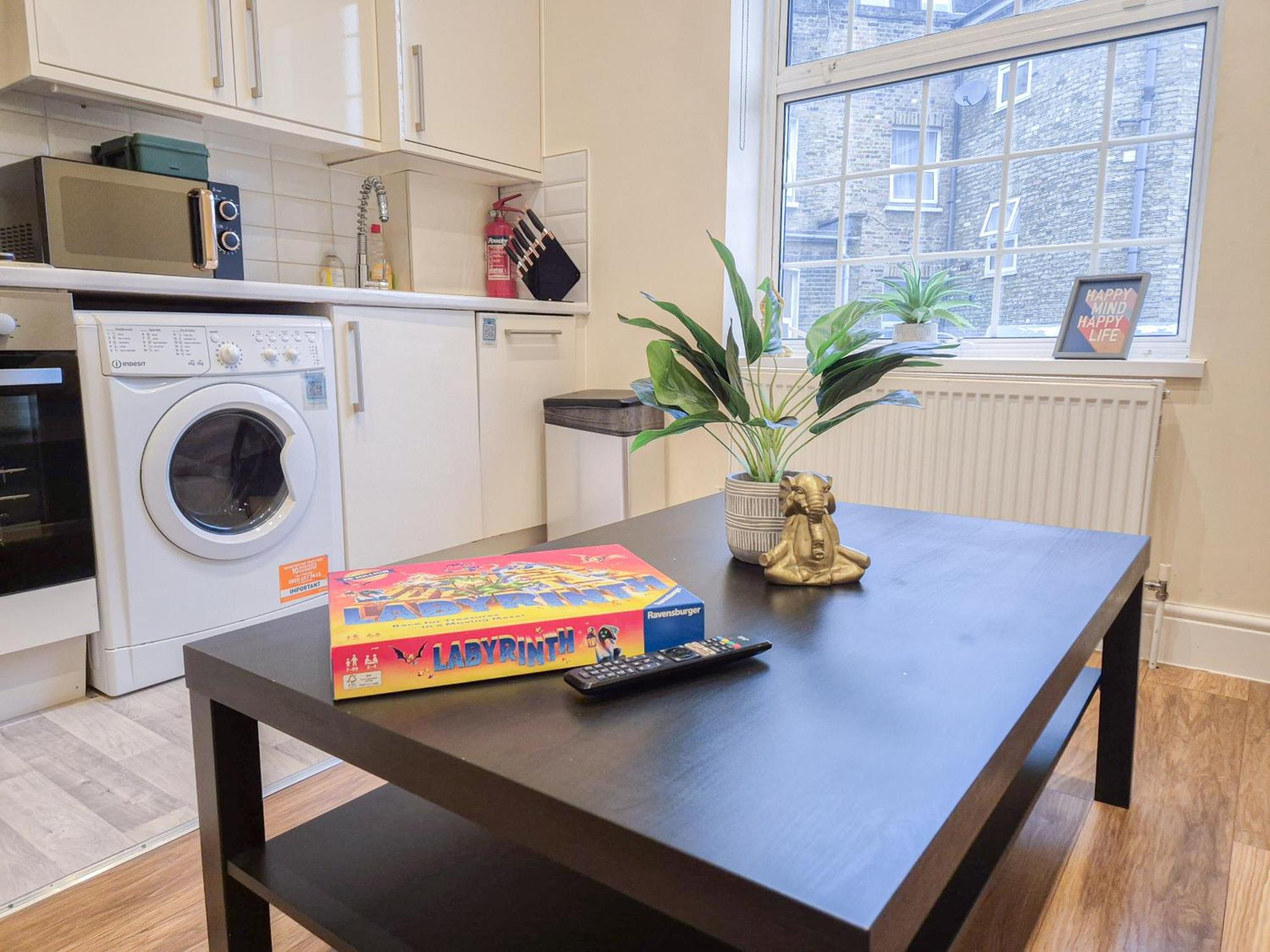 Cozy 2-bedroom With Free Wi-fi In Shepherds Bush Near Westfield Apartment