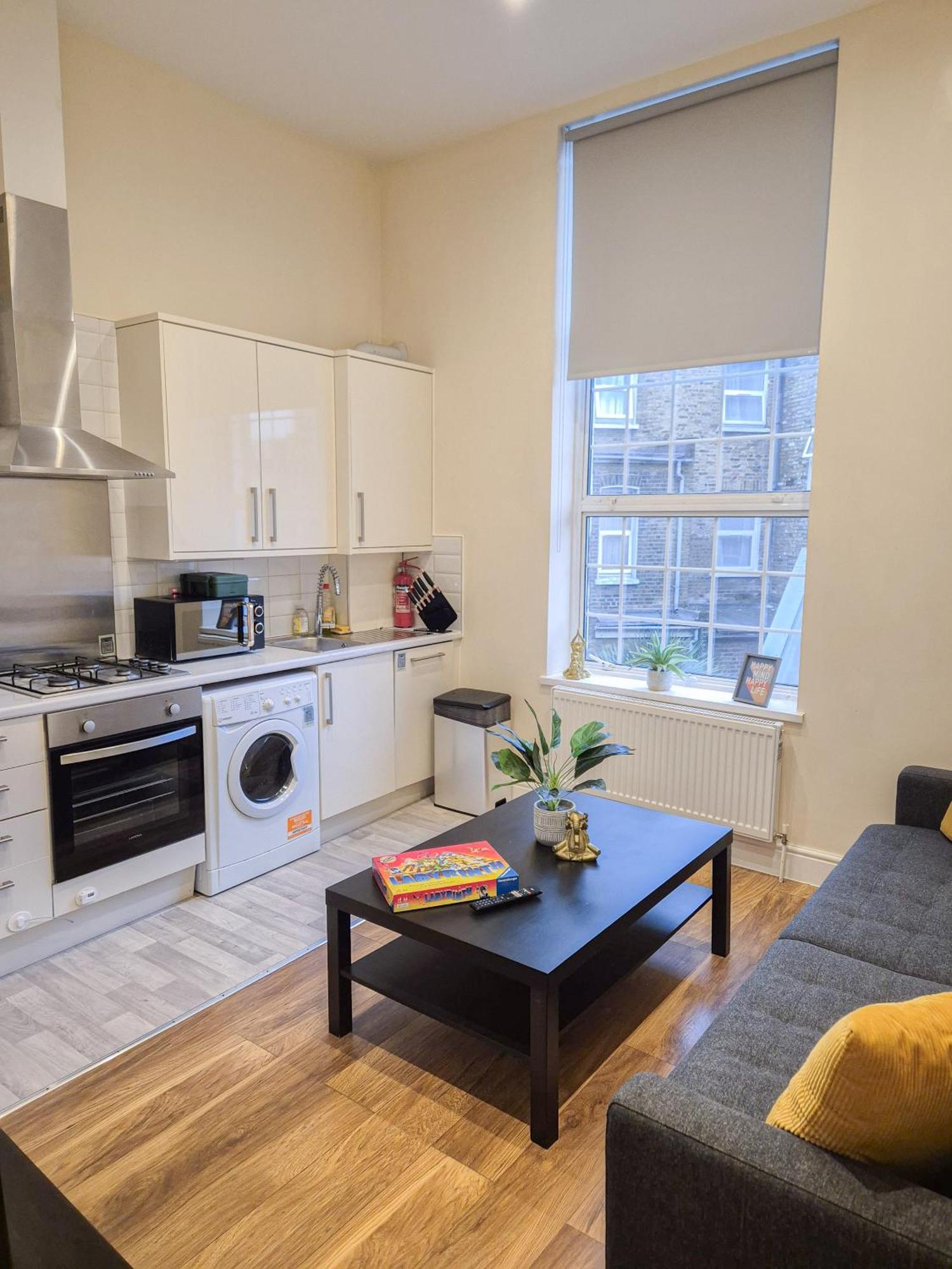 Cozy 2-bedroom With Free Wi-fi In Shepherds Bush Near Westfield * London