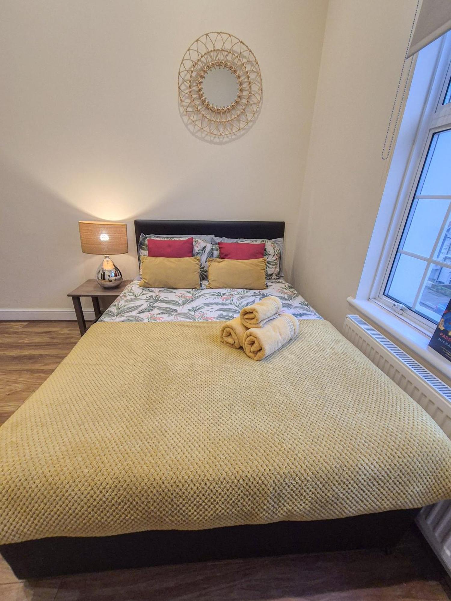 Cozy 2-bedroom With Free Wi-fi In Shepherds Bush Near Westfield London