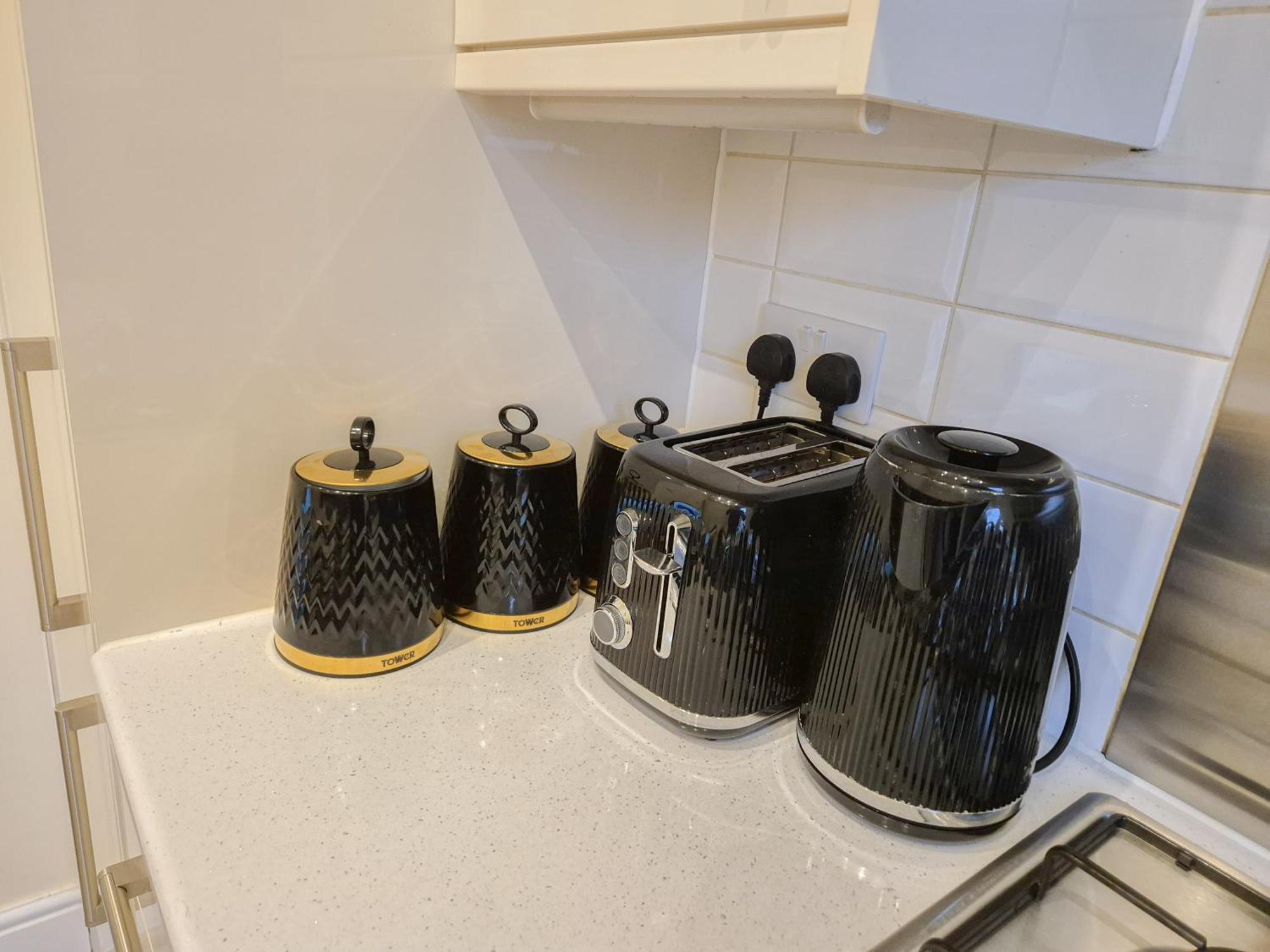 Cozy 2-bedroom With Free Wi-fi In Shepherds Bush Near Westfield Apartment London