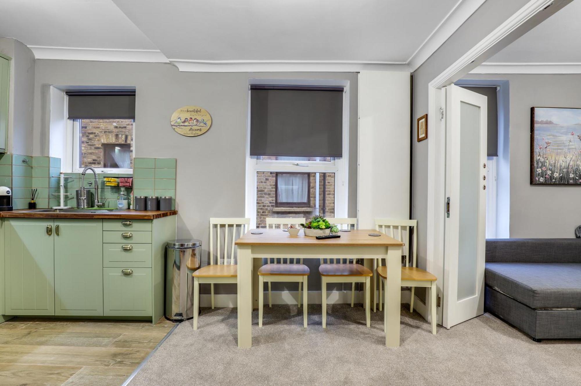 Appartement Sleeps 4,roof Garden, Top Apartment, Zone 2 Cls Central *