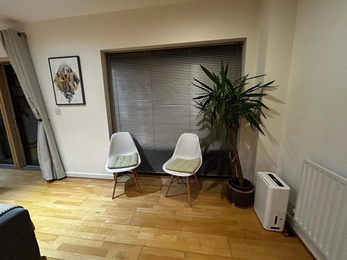 Apartment Sunny For 4 Guests, Self Check In *