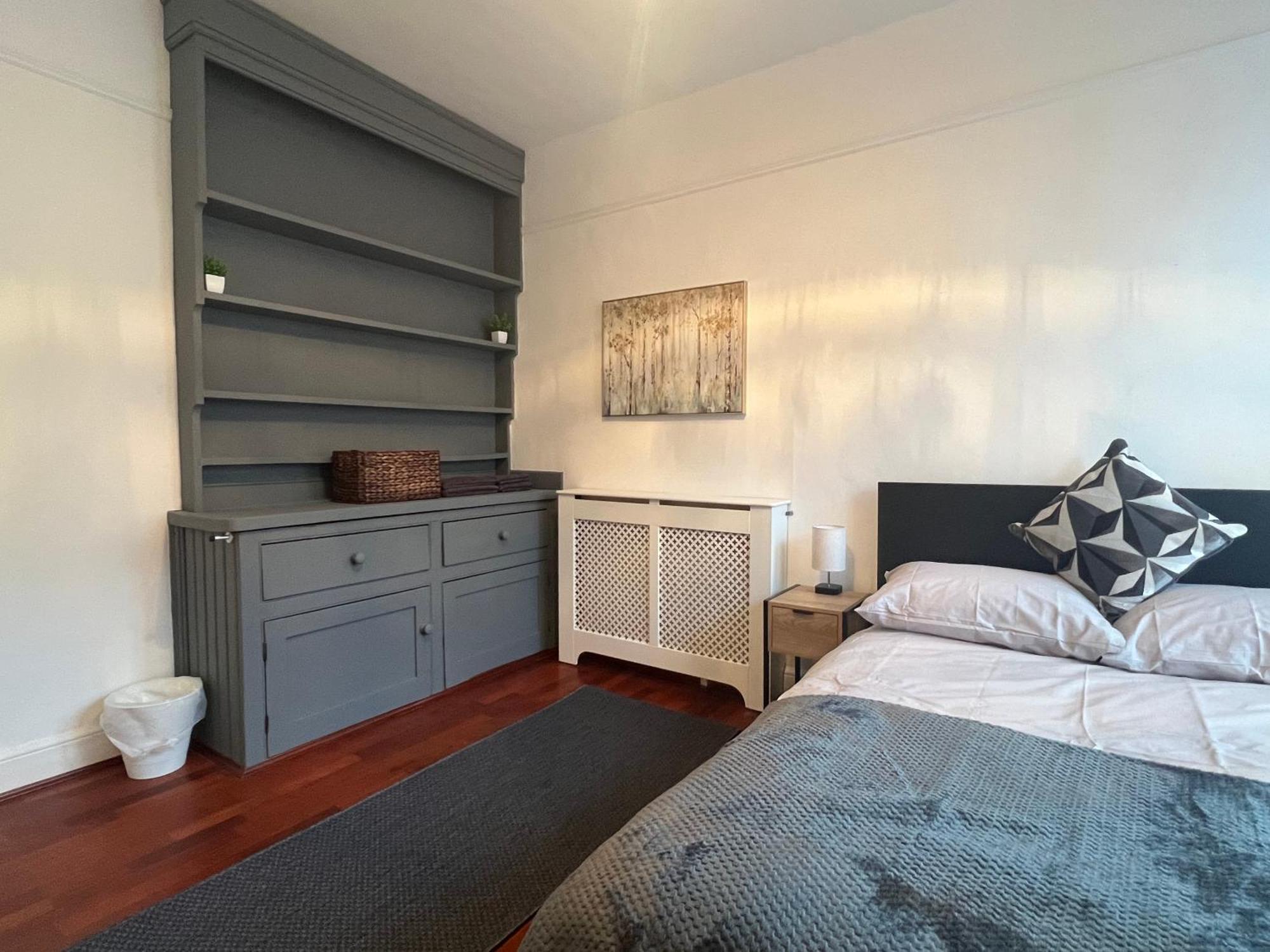 2 Bedroom Luxury Flat In Centre Of Muswell Hill Apartment *