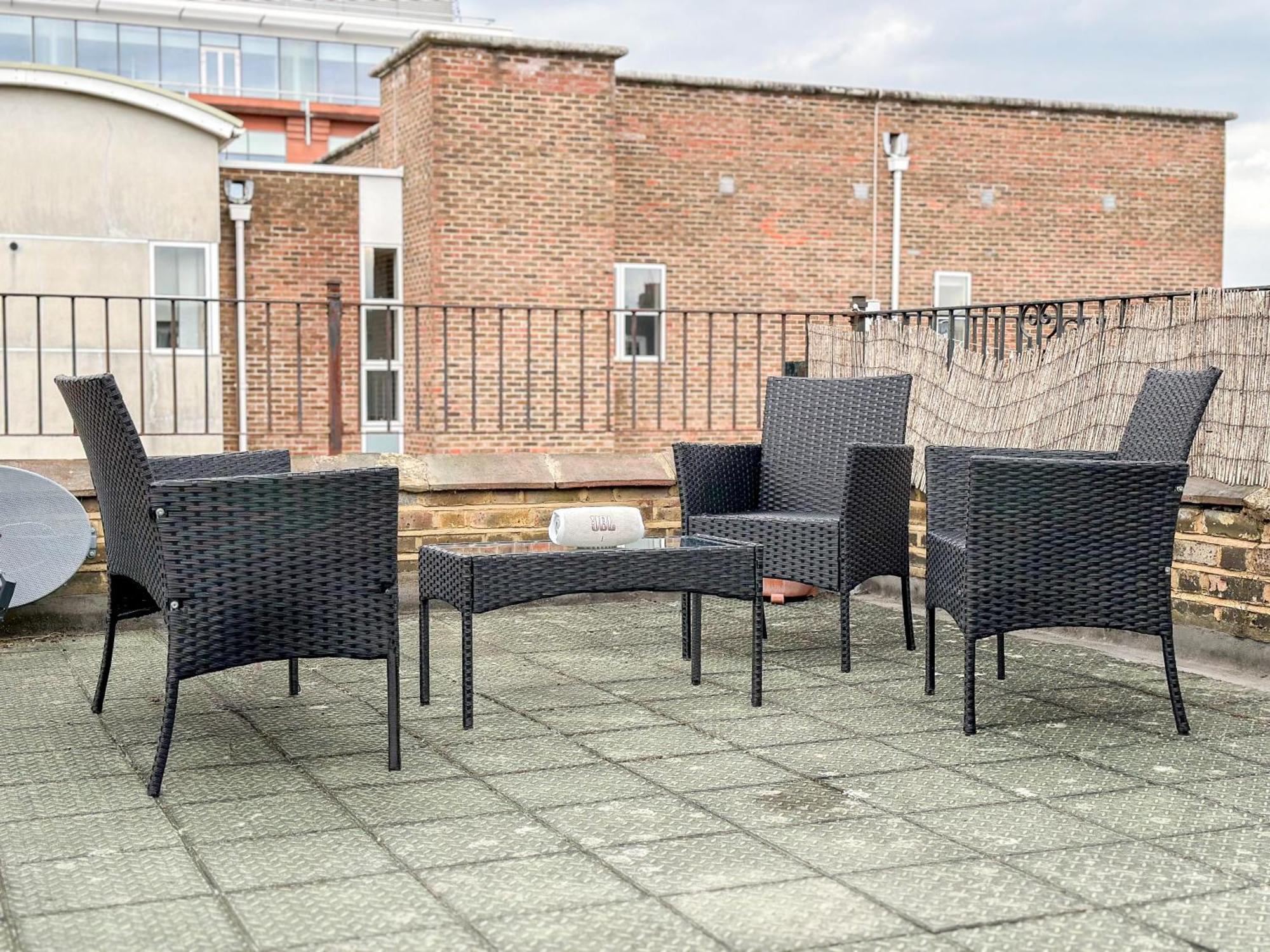 Refined Hammersmith 3-bedroom With Rooftop Terrace Apartment London