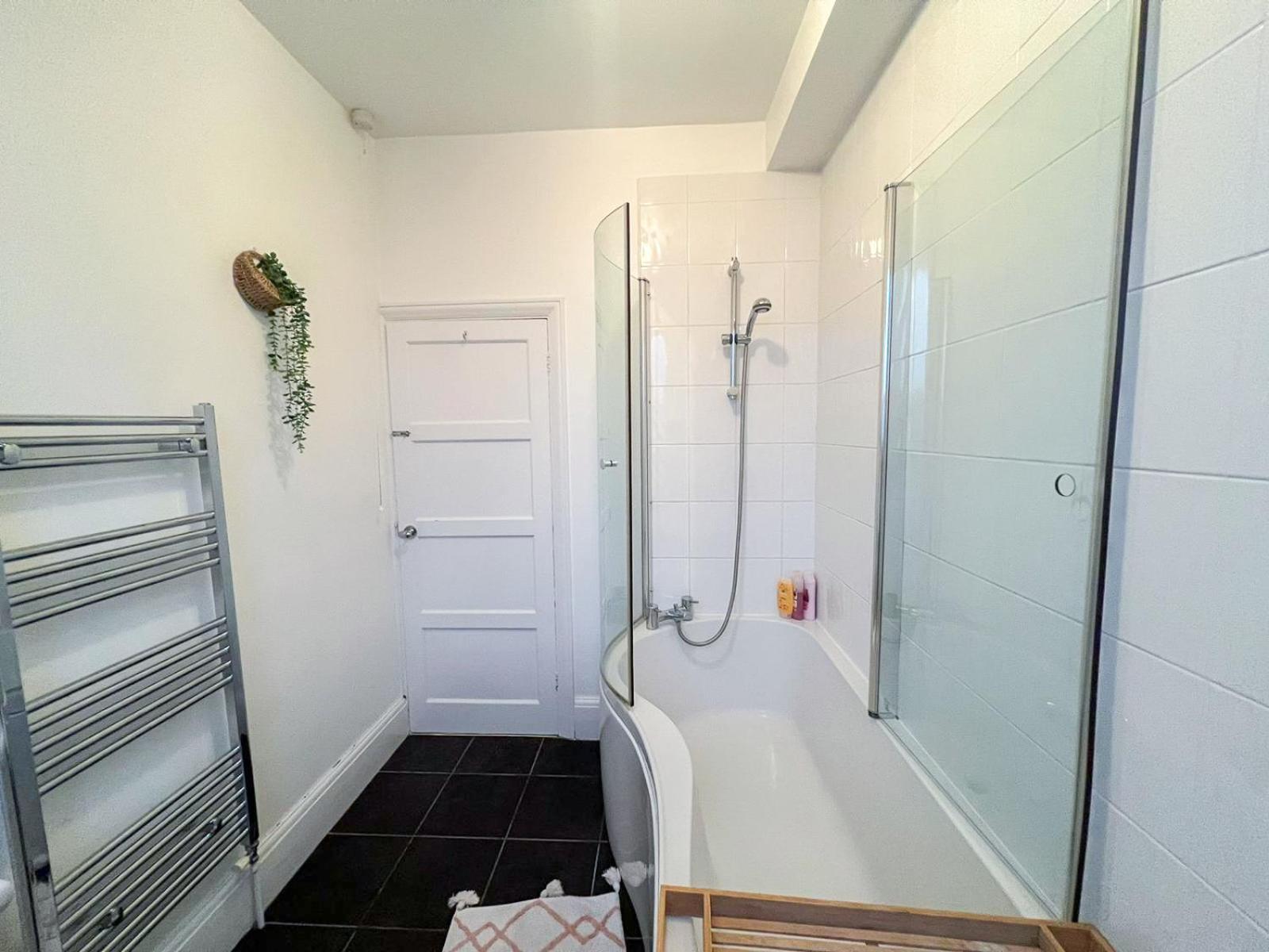 Apartment Refined Hammersmith 3-bedroom With Rooftop Terrace London