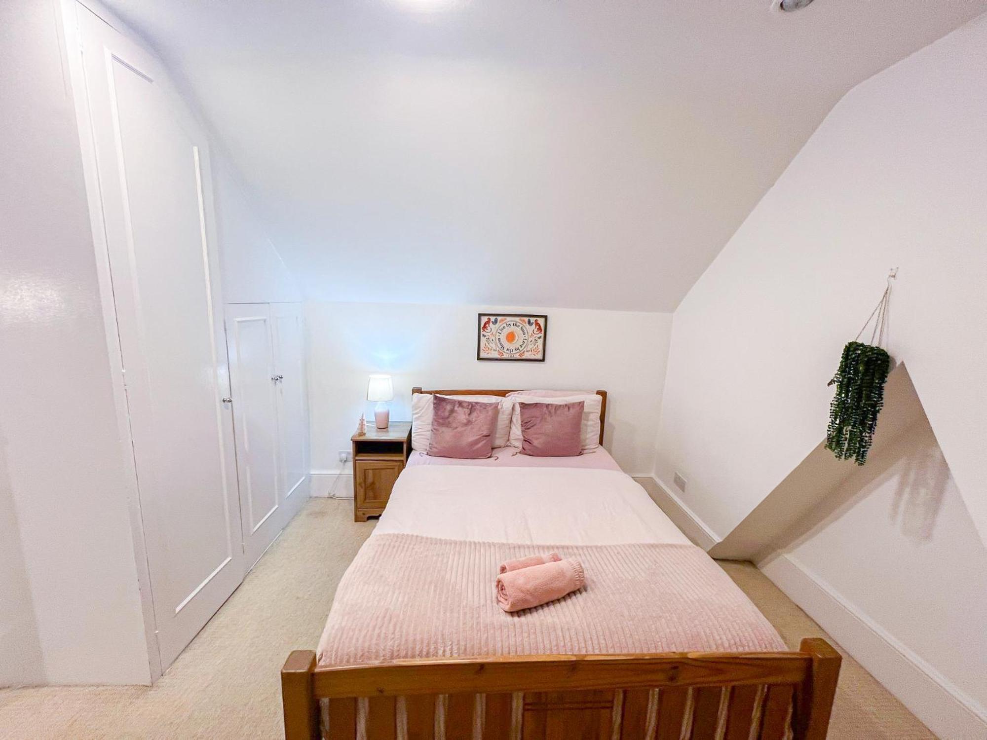 Apartment Refined Hammersmith 3-bedroom With Rooftop Terrace London
