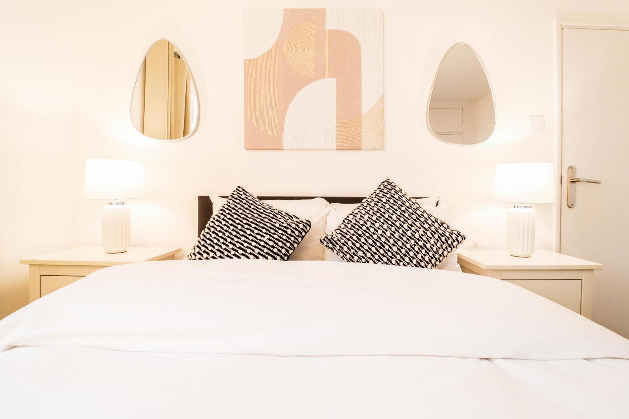 Stylish 3-bedroom Maisonette In Clapham Apartment *