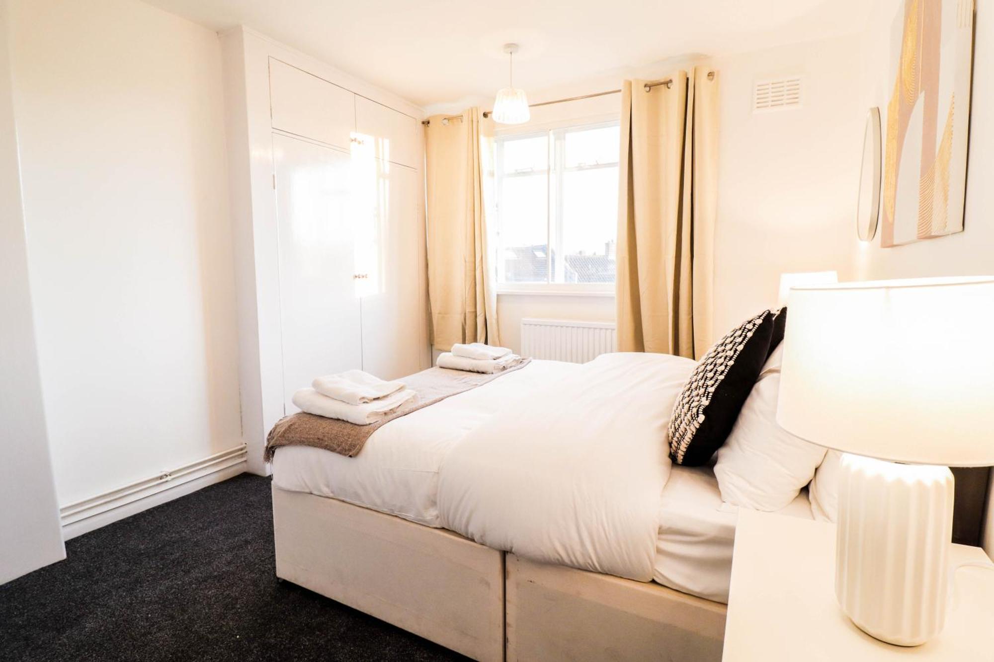 Stylish 3-bedroom Maisonette In Clapham London