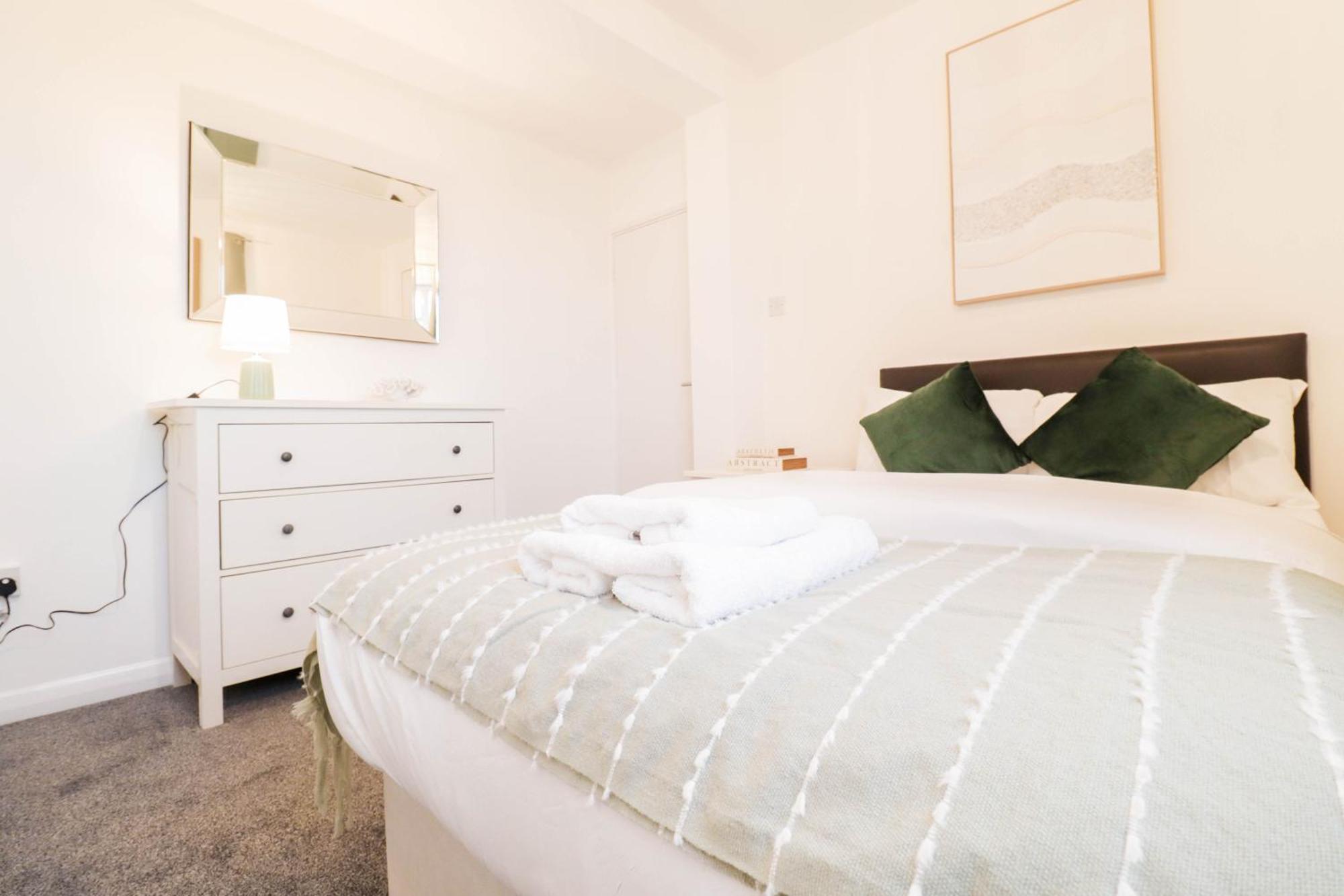 Stylish 3-bedroom Maisonette In Clapham London