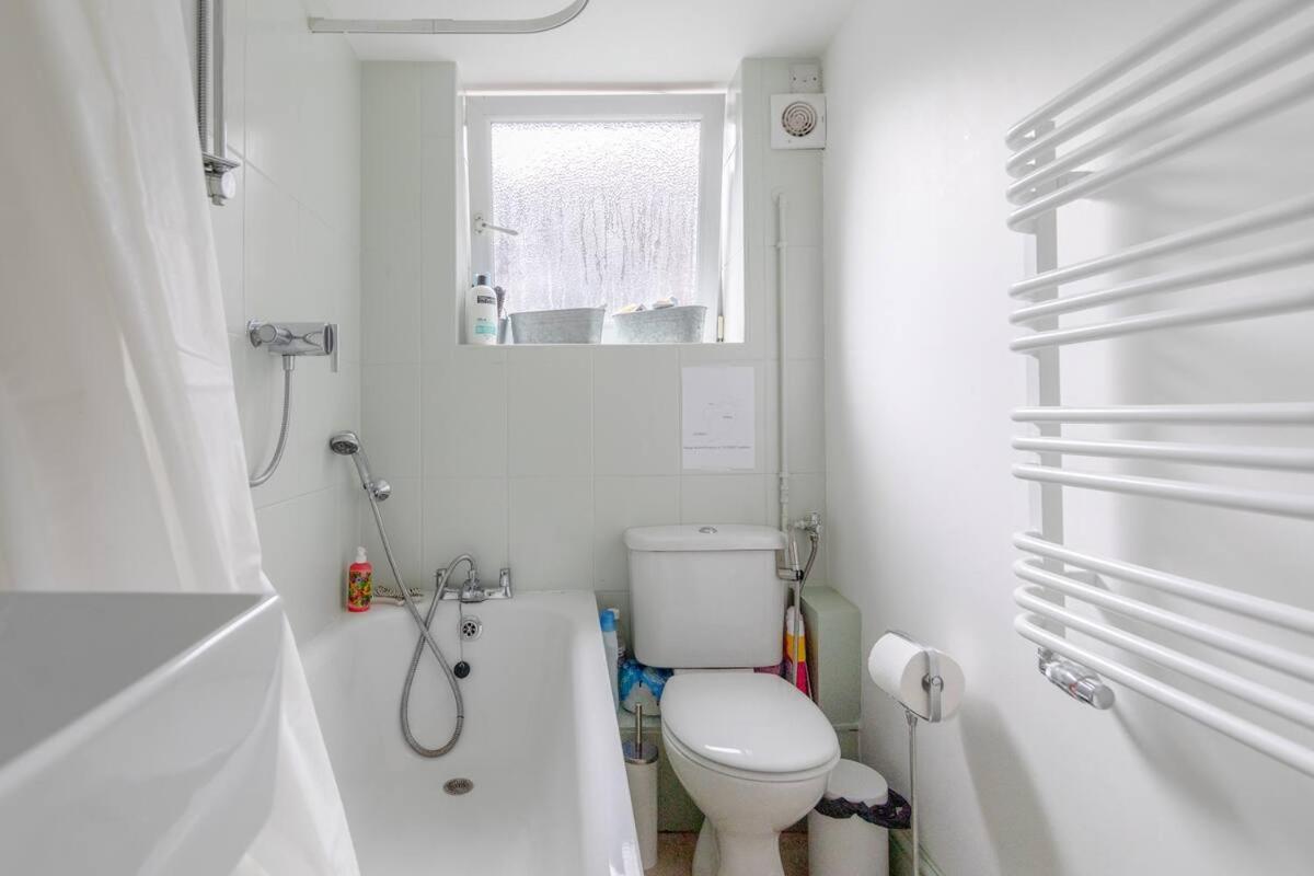 Convenient 1 Bedroom In Dalston London