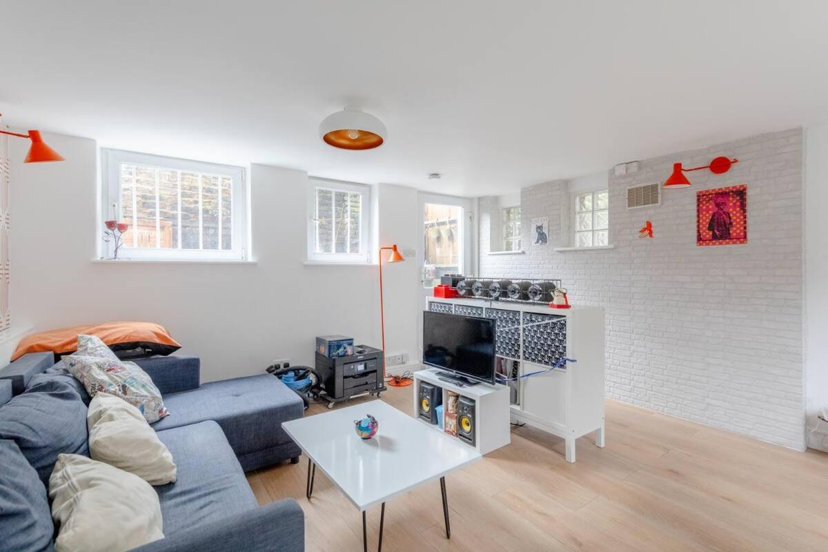 Convenient 1 Bedroom In Dalston Apartment *