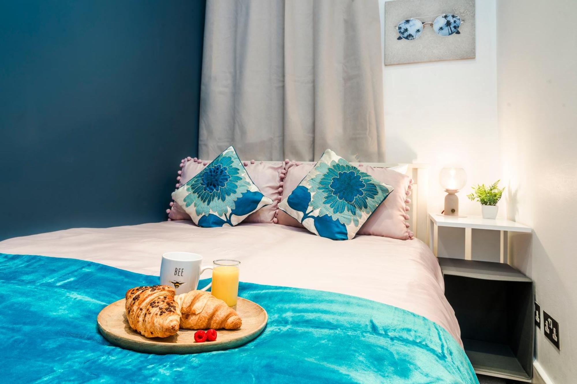 Apartment Charming Tooting Hideaway Garden, Resident Parking, Near Tooting Hospital