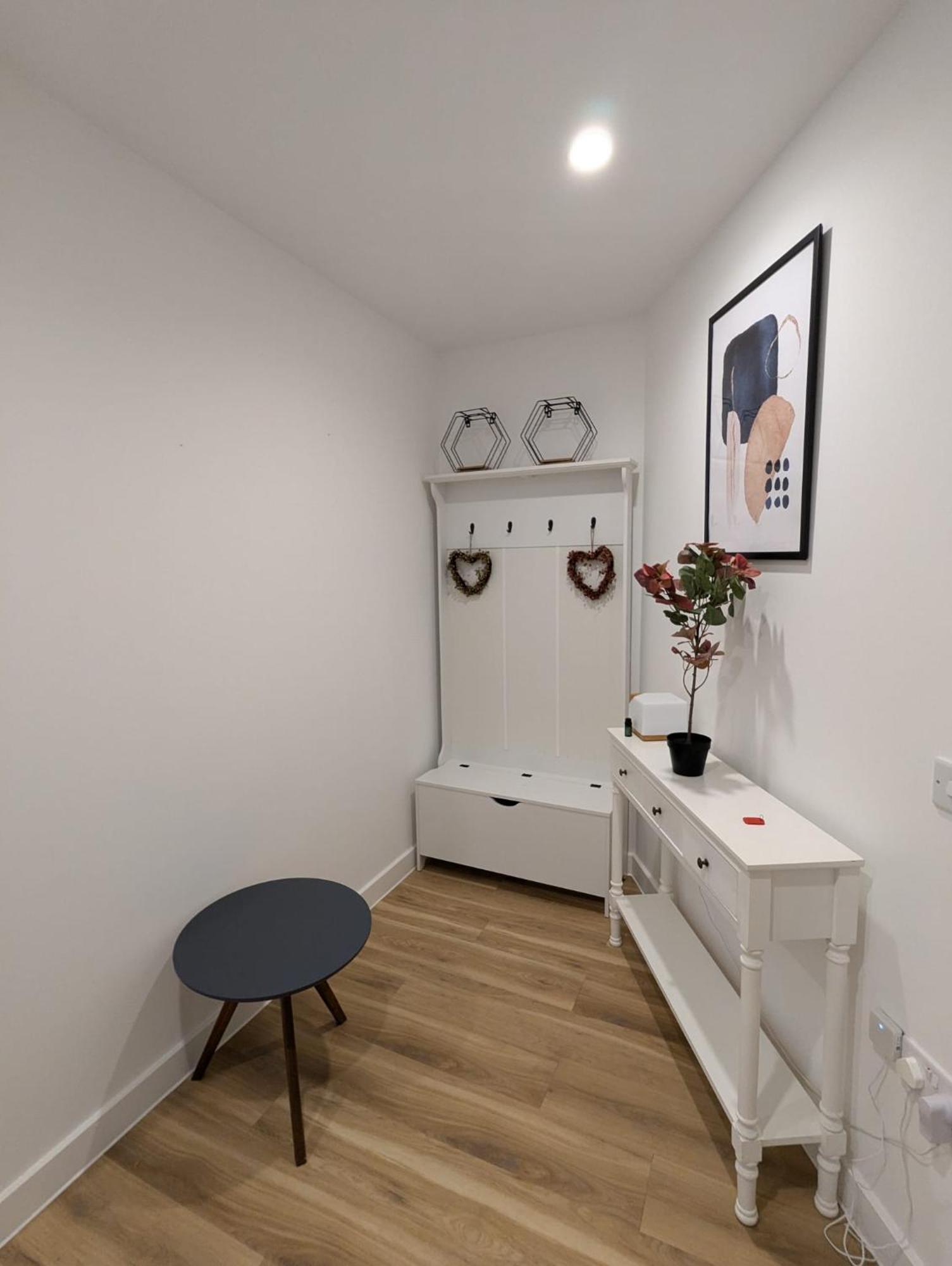 Hale Elite - 20 Min From Apartment