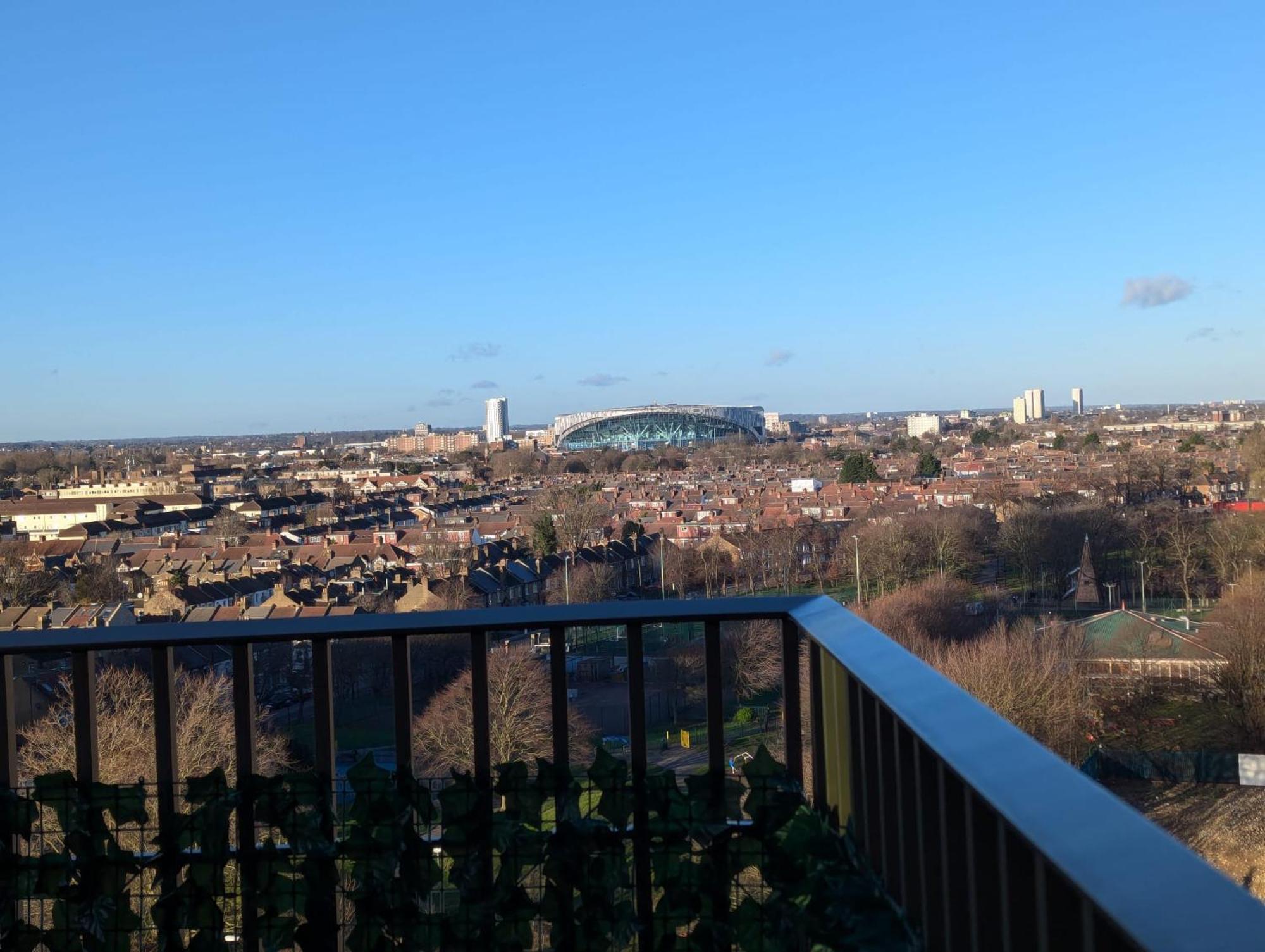 Apartment Hale Elite - 20 Min From London
