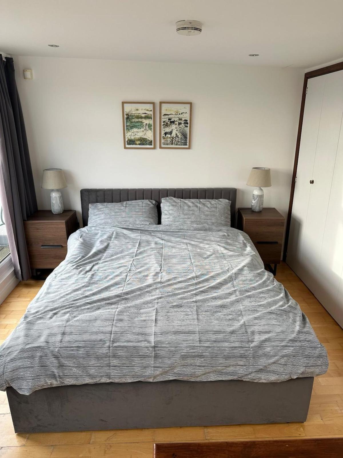 Kings Cross Cosy 2 Bedroom Flat * London