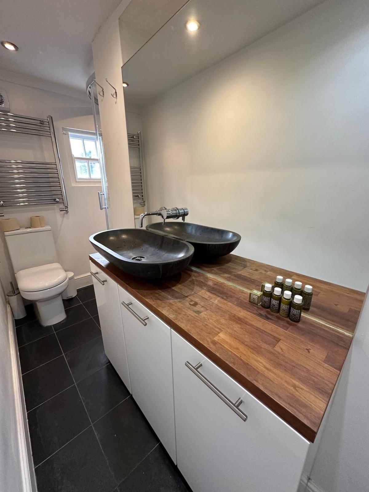 Kings Cross Cosy 2 Bedroom Flat