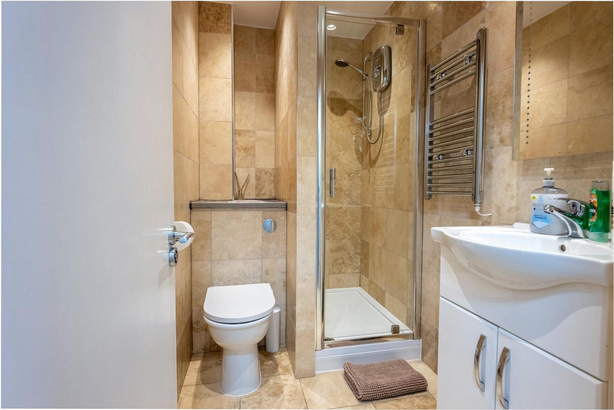 Home-like 1-br Flat In Victoria Londres