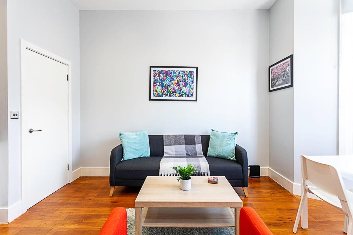 Apartment Refurbished Stjohns Hill *