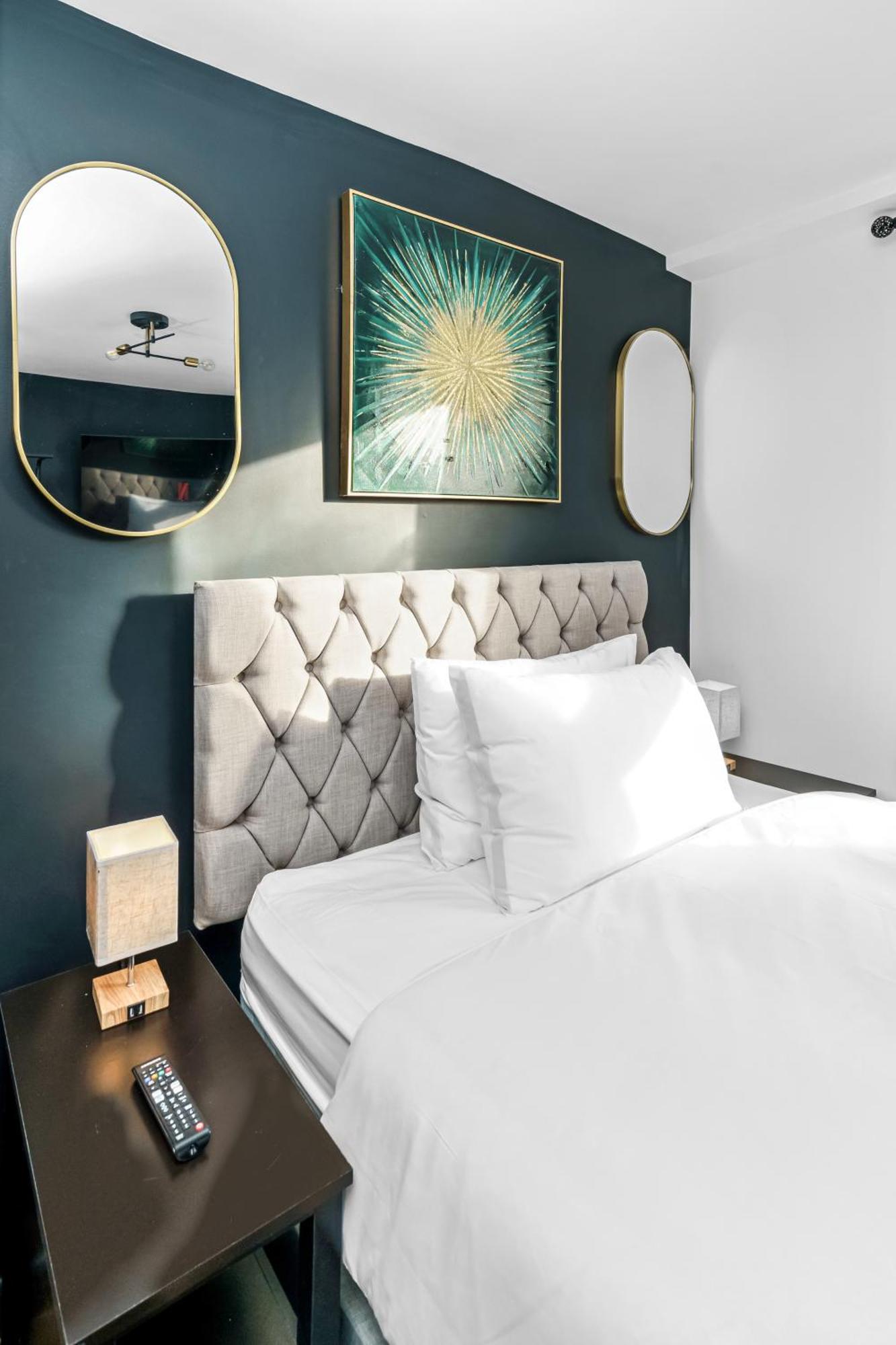G Eighty Four Aparthotel London