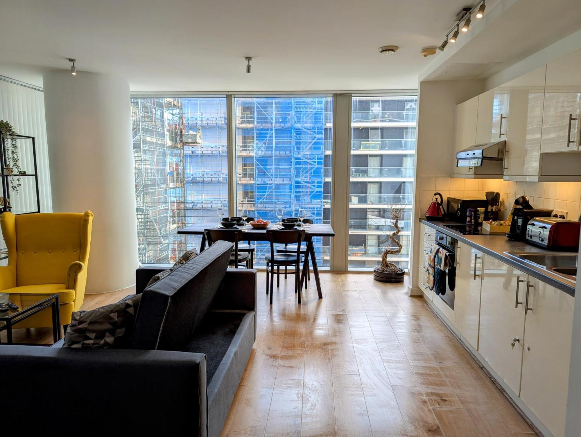 Apartment Charming 2-bedroom Canary Wharf - *
