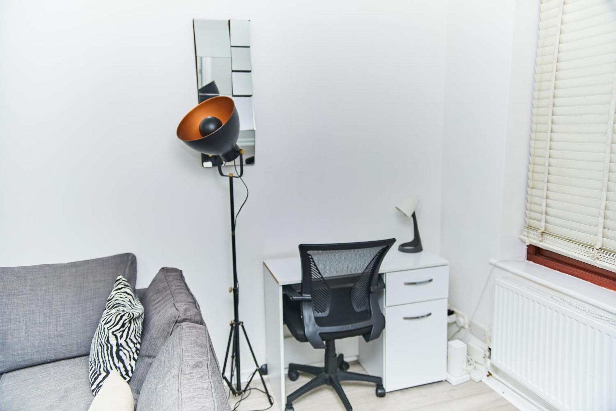 Apartment Emerald Haven 5 Star Proximity London