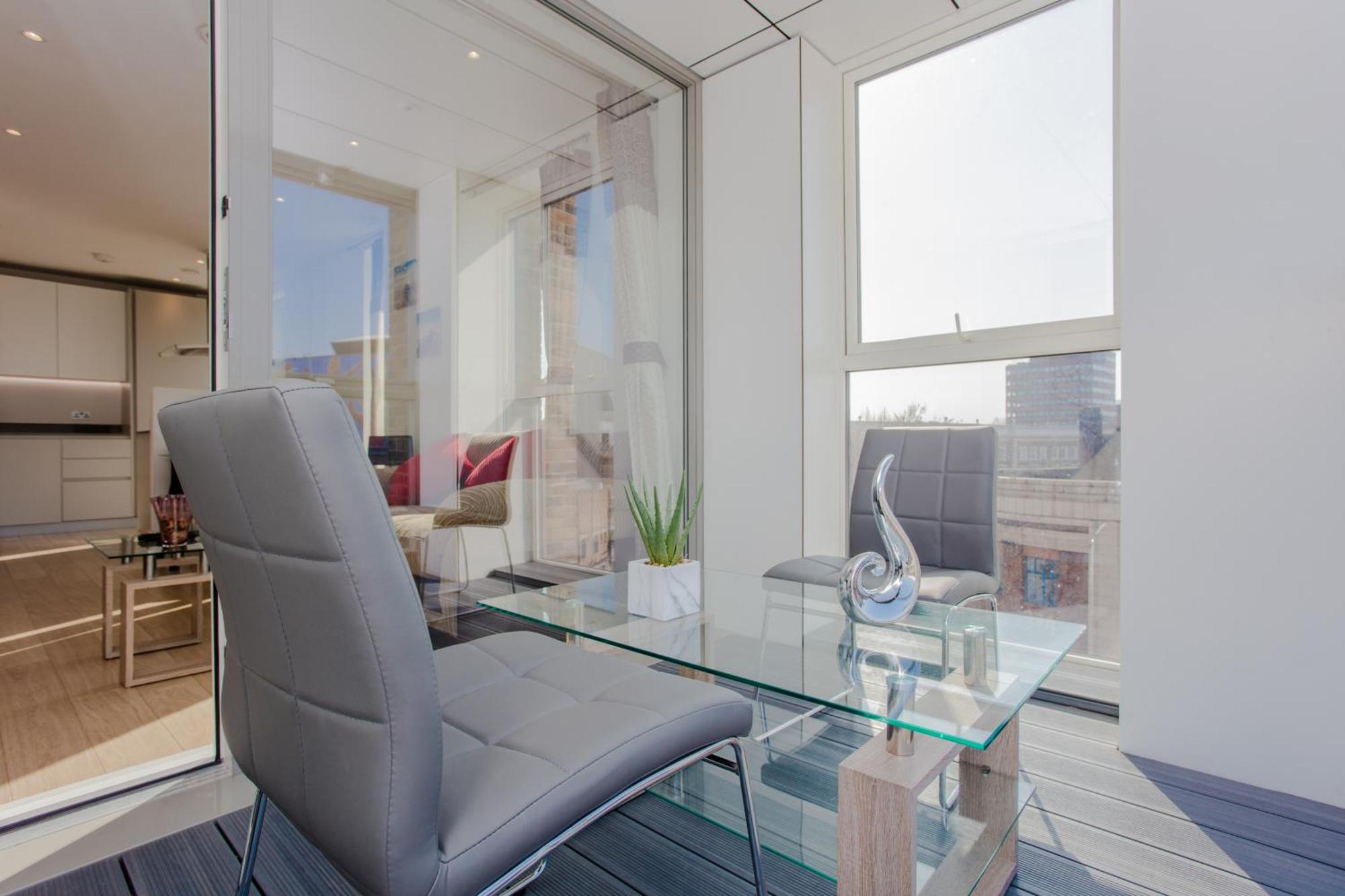 Brand New 2 Bedroom 2 Bath Flat At Brixton Station And O2 For Max 8 Guests Leilighet