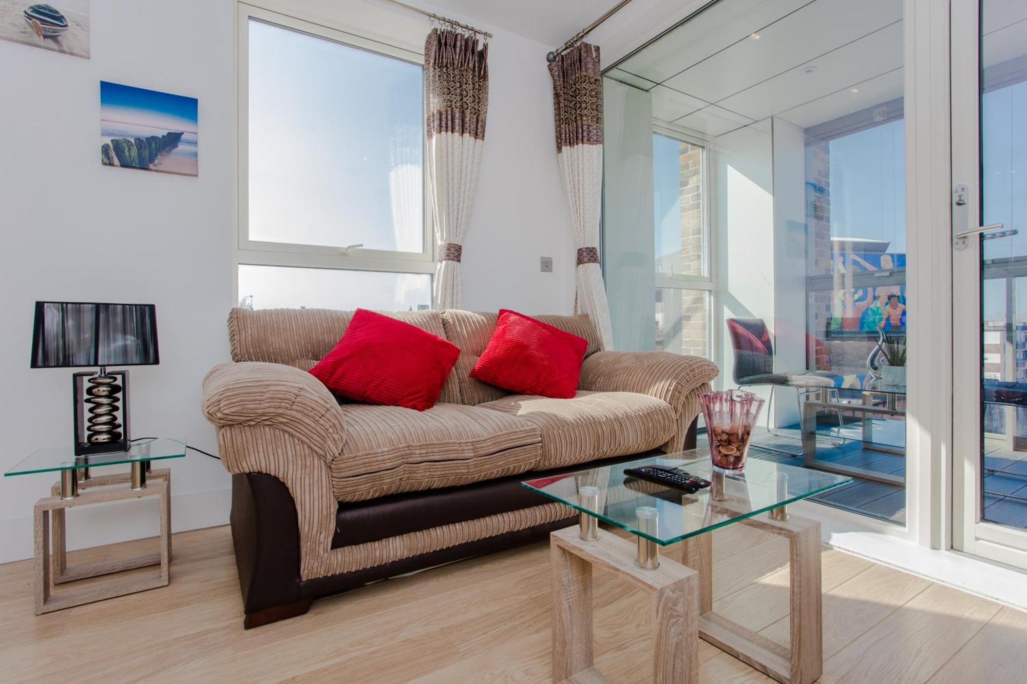 Brand New 2 Bedroom 2 Bath Flat At Brixton Station And O2 For Max 8 Guests Leilighet London