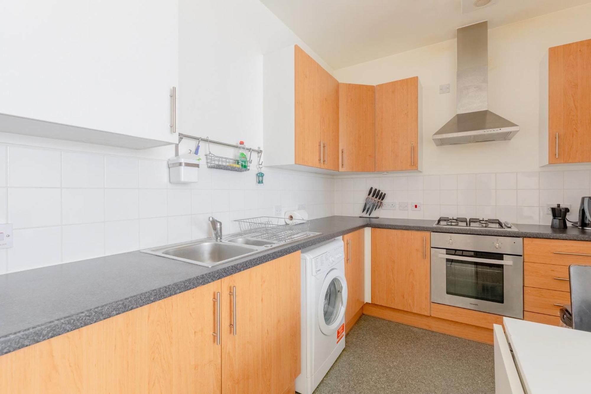 Charming 1bd Flat In A Victorian Chocolate Factory Londen
