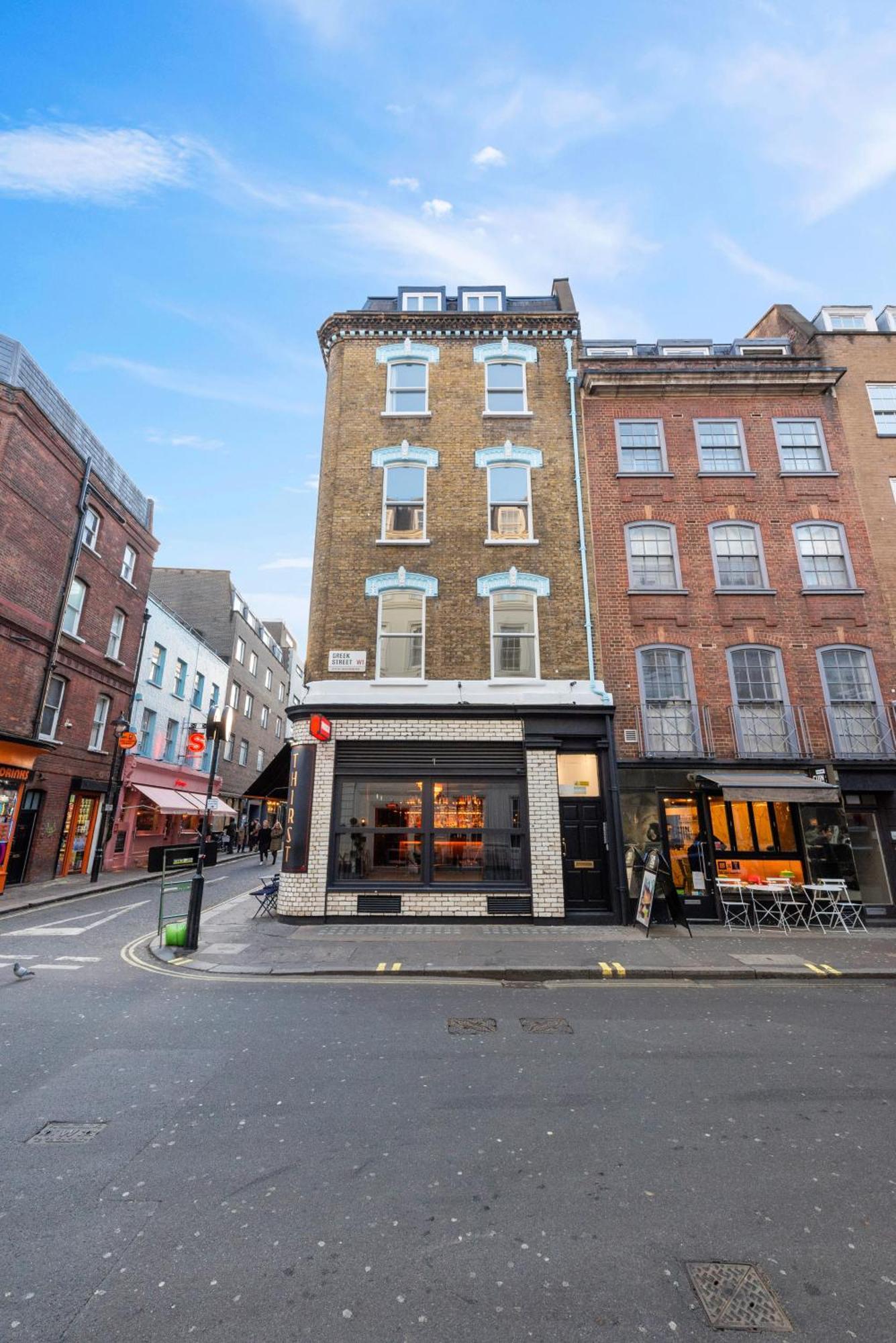 Stylish 2 Bedroom In The Heart Of Soho Gs5 *