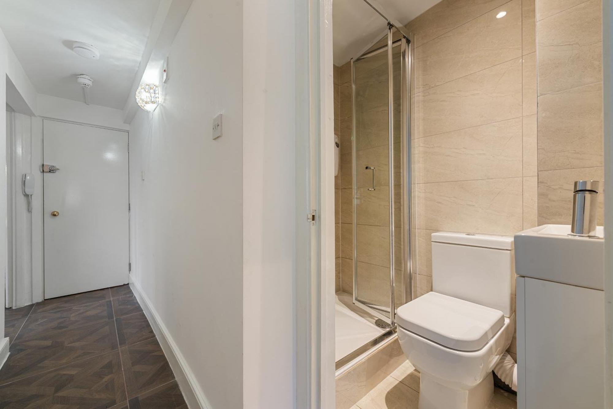 Stylish 2 Bedroom In The Heart Of Soho Gs5 Apartment