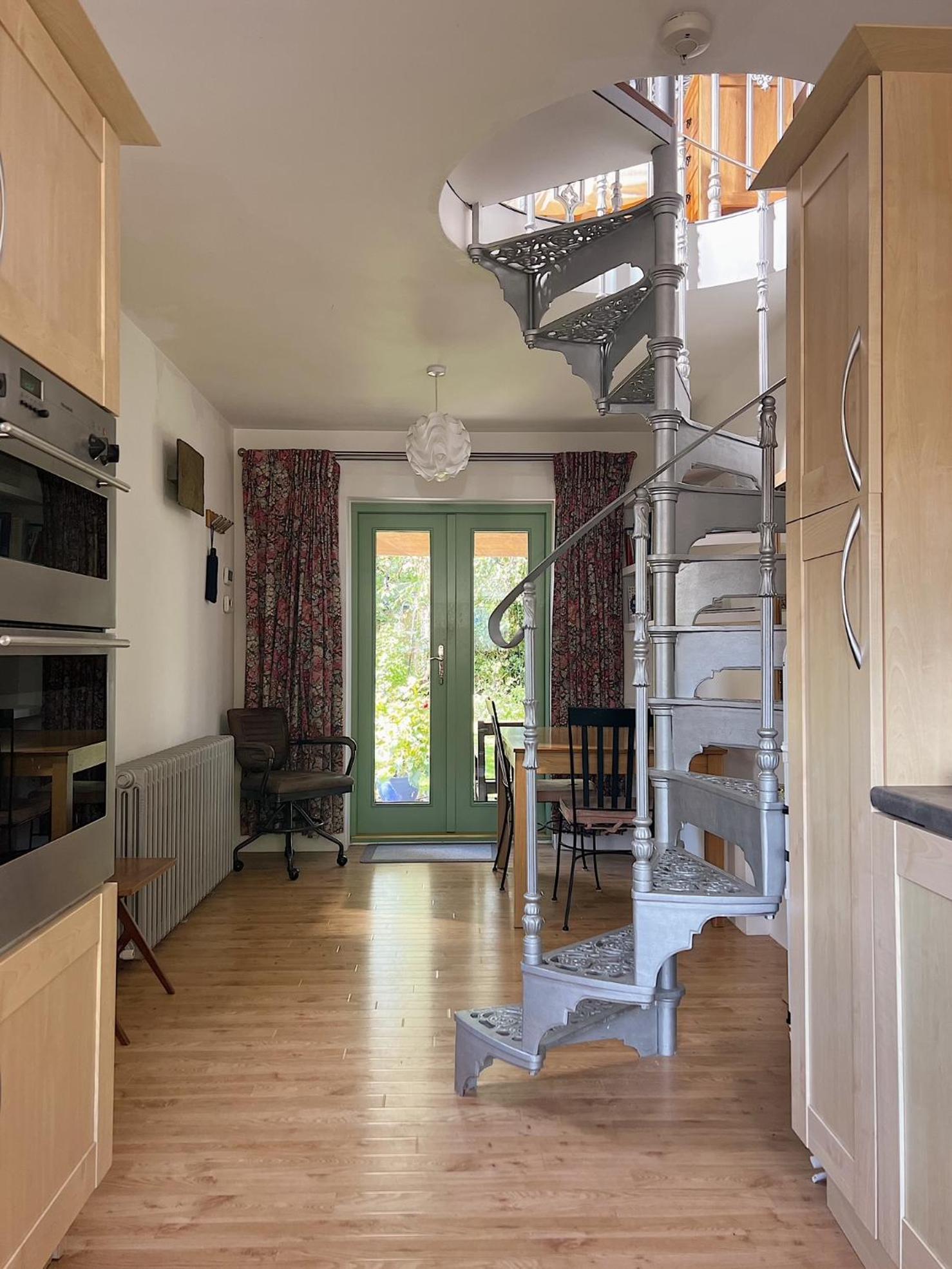Quadrantopia Apartment