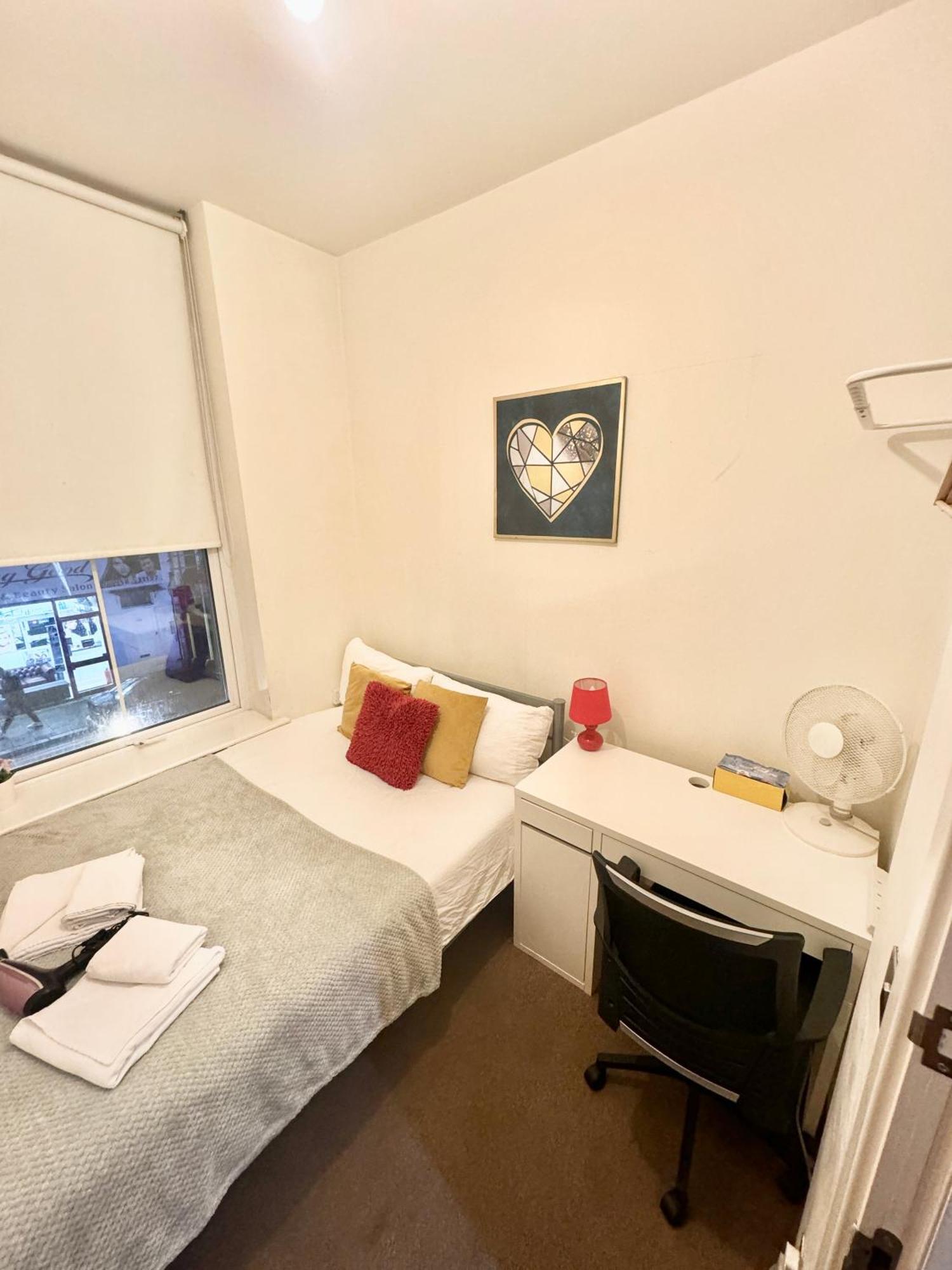 Euston Private Bedrooms 161 Flat1 Accommodatie bij particulieren