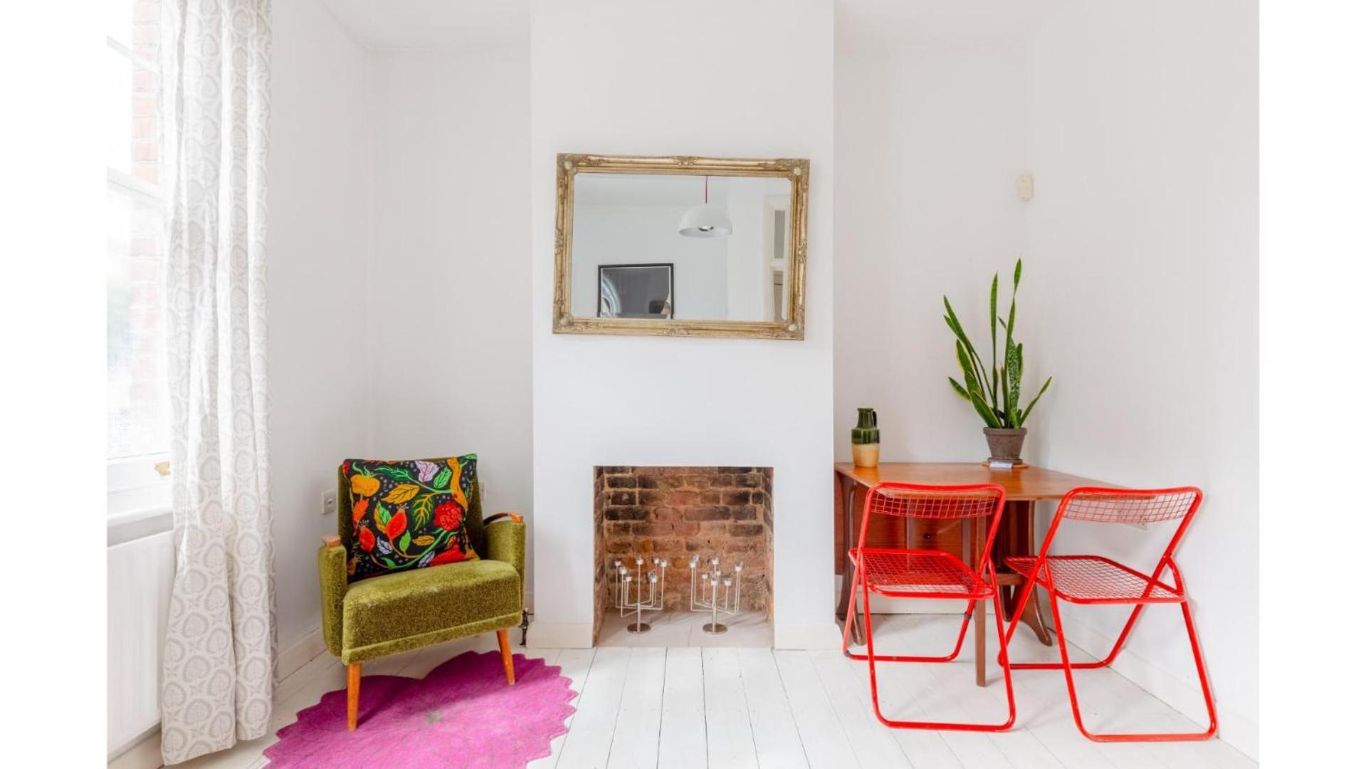 Apartment Redesigned 1bd Victorian Coach House Dalston