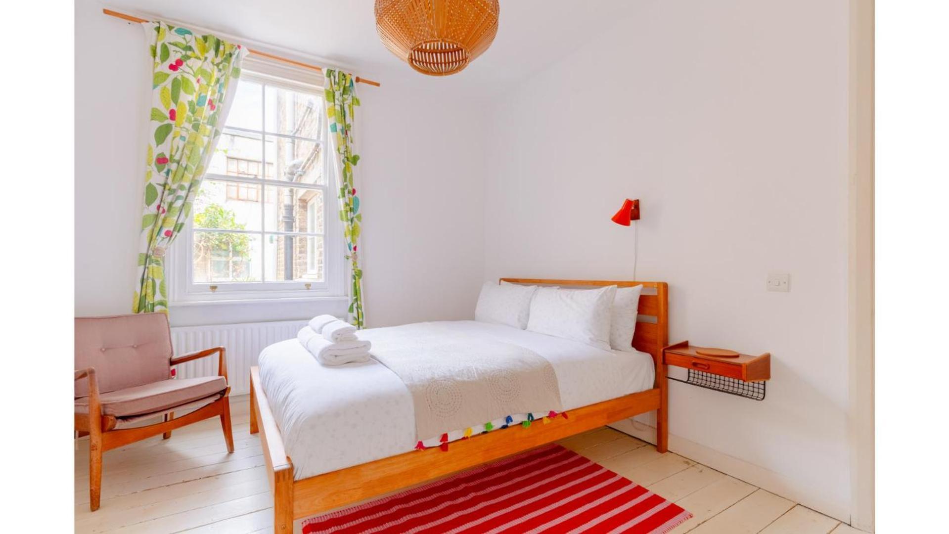 Apartment Redesigned 1bd Victorian Coach House Dalston London