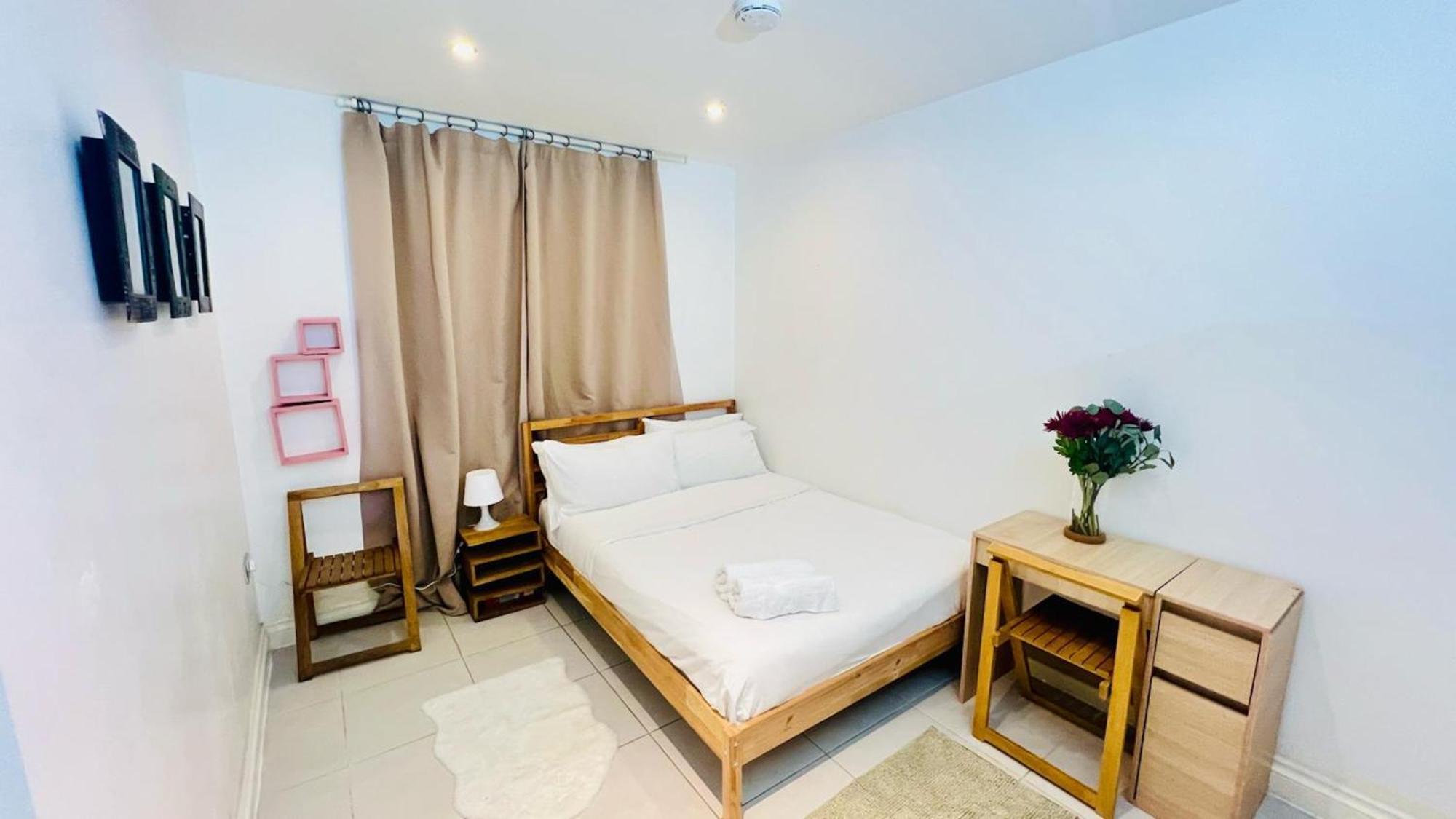 View Sunset Luxurious In Zone-1 Including One Family Twin With Its Own Stunning Private Terrace Bed & Breakfast