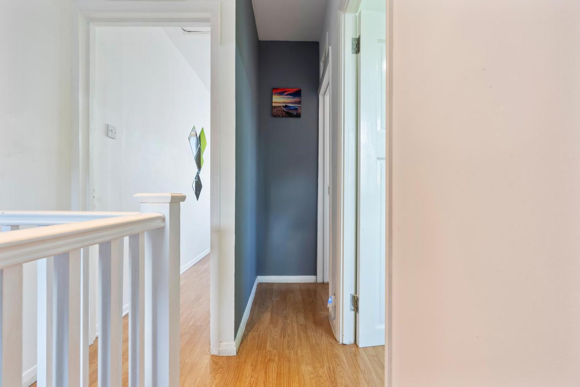 Comfy 4bed House Close To Subway Ferienhaus London