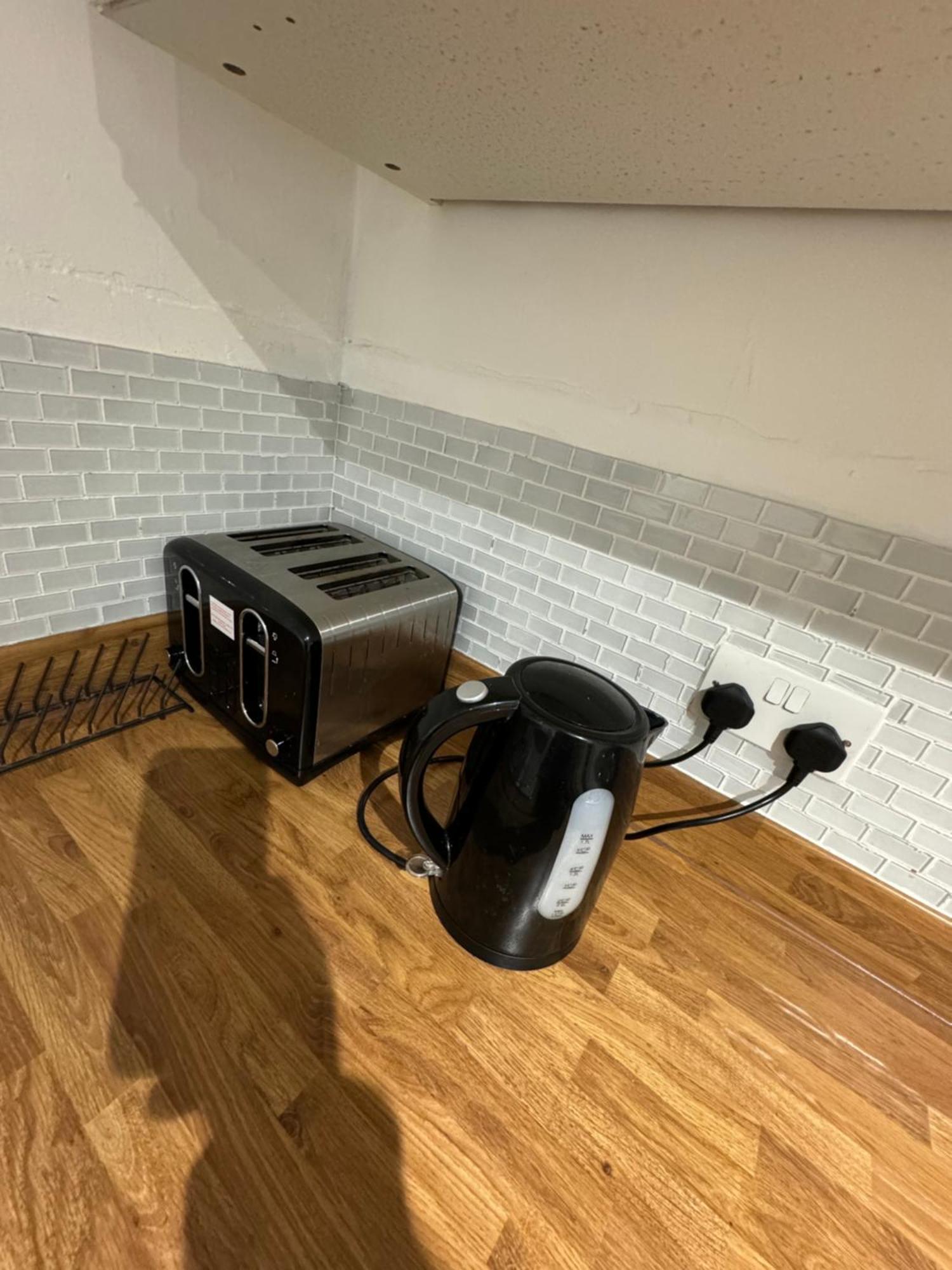Apartment Lovely Spacious 2 Bedroom Flat In Bethnal Green, 3mins Away From Station *