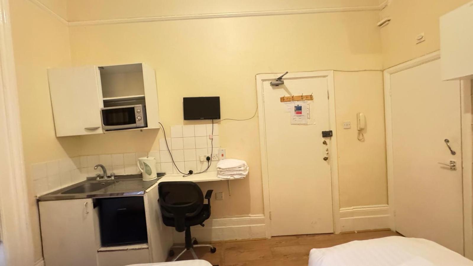 Apartment Collingham Place *