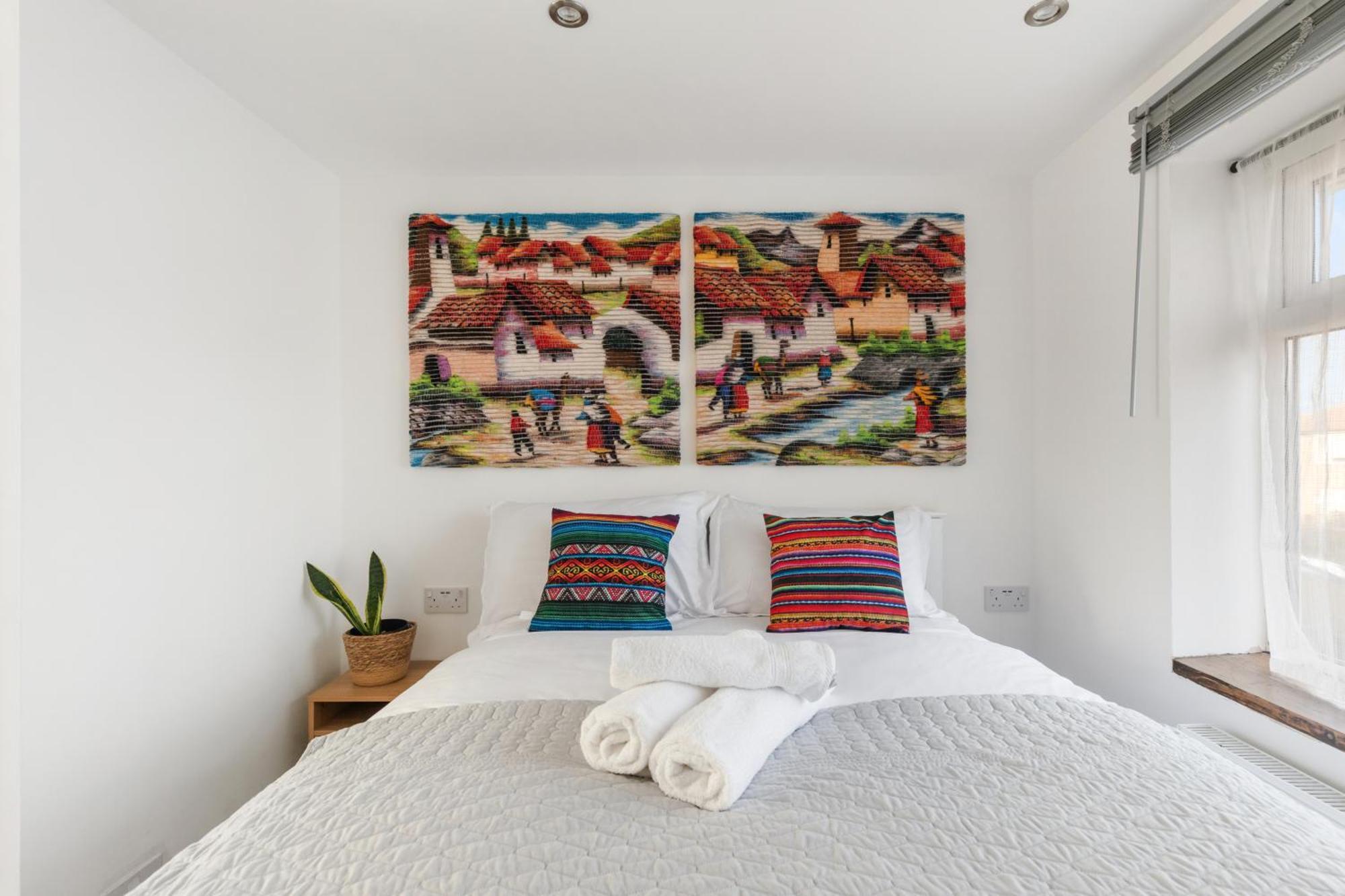 New Luxurious 4 Bedroom * London