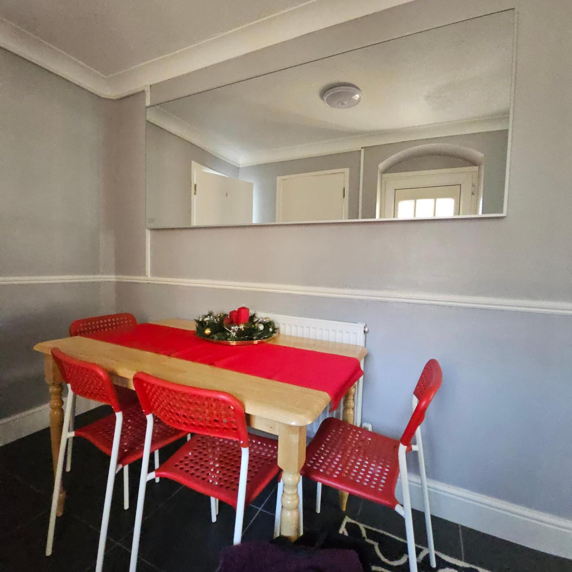 Modern Spacious 10 Minutes From Eye Londen